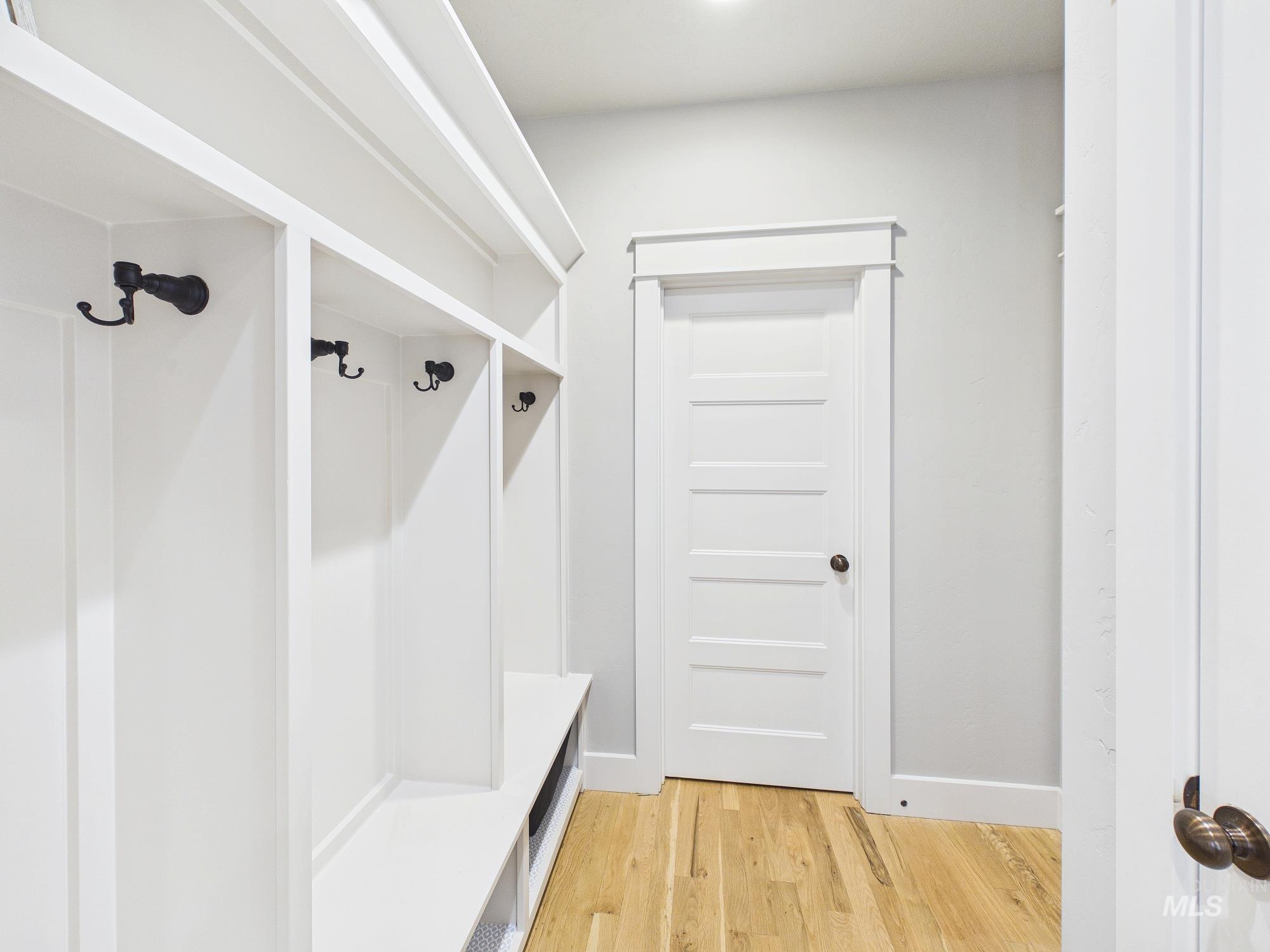 89 S Barkvine Way Property Photo 31
