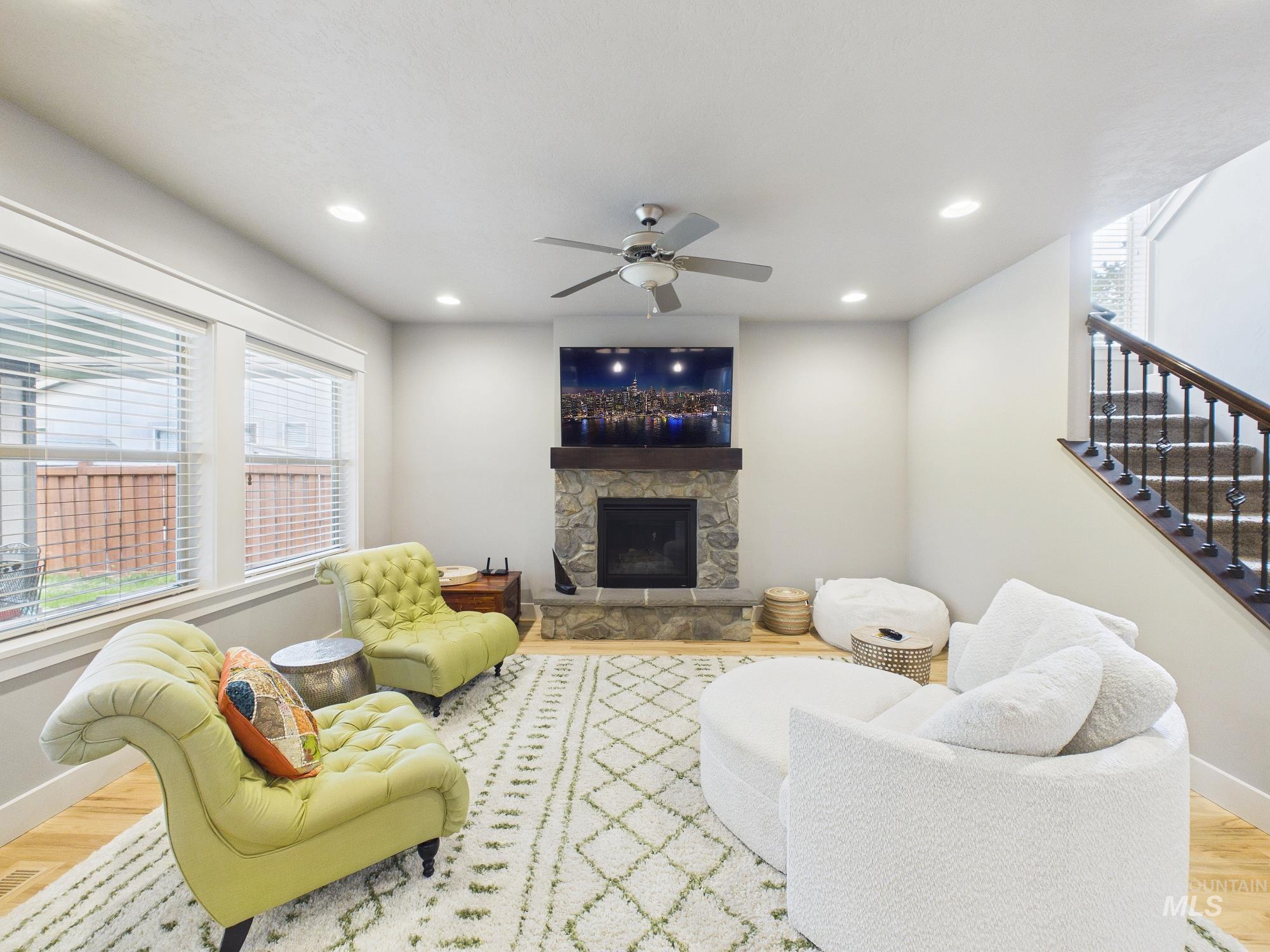 89 S Barkvine Way Property Photo 42