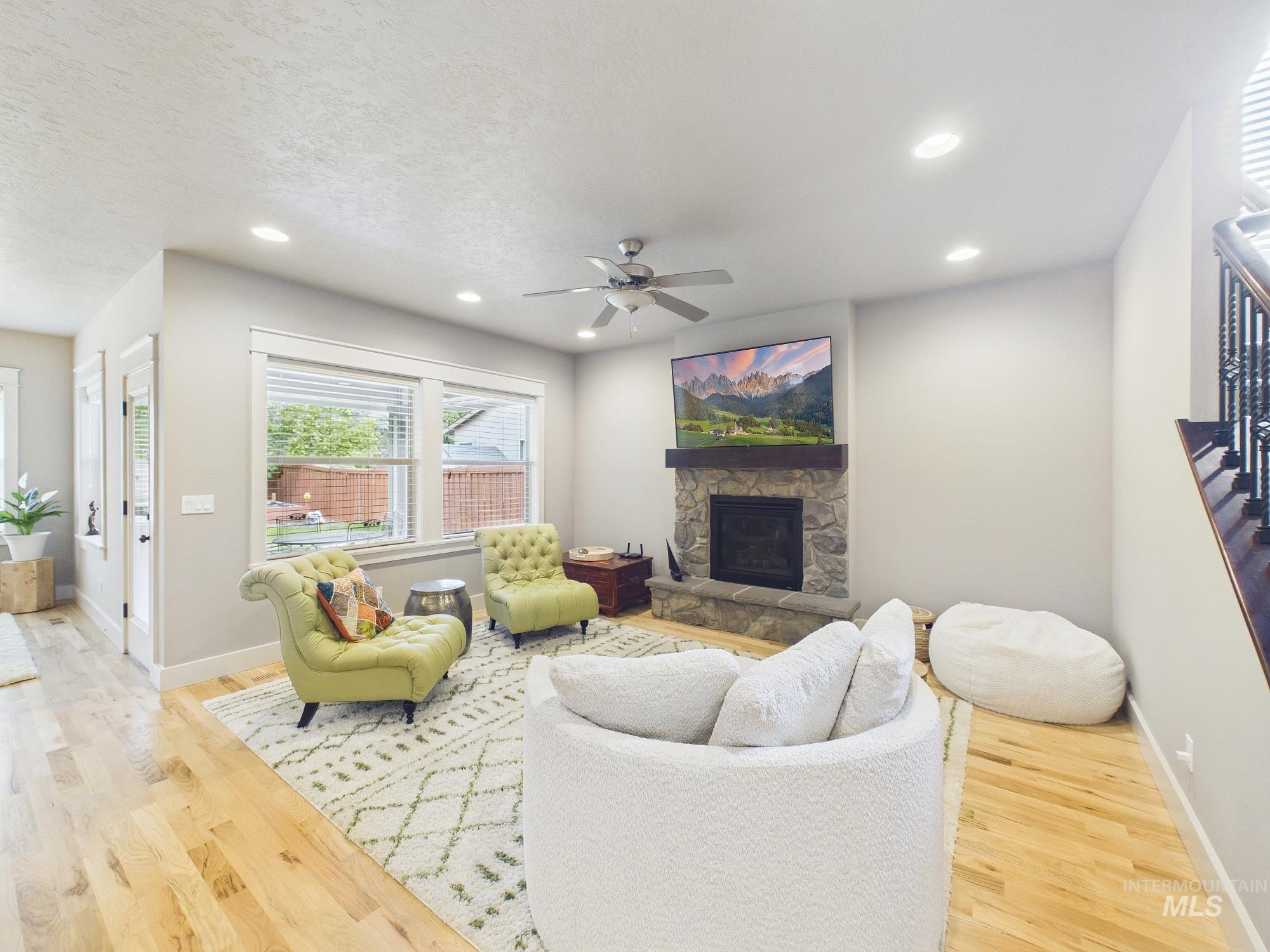 89 S Barkvine Way Property Photo 43