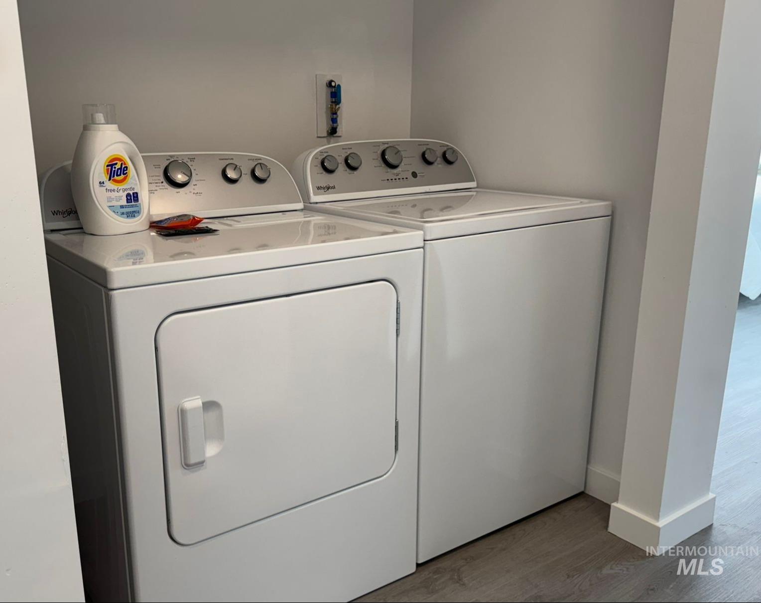 1306 Melbourne Court Property Photo 10
