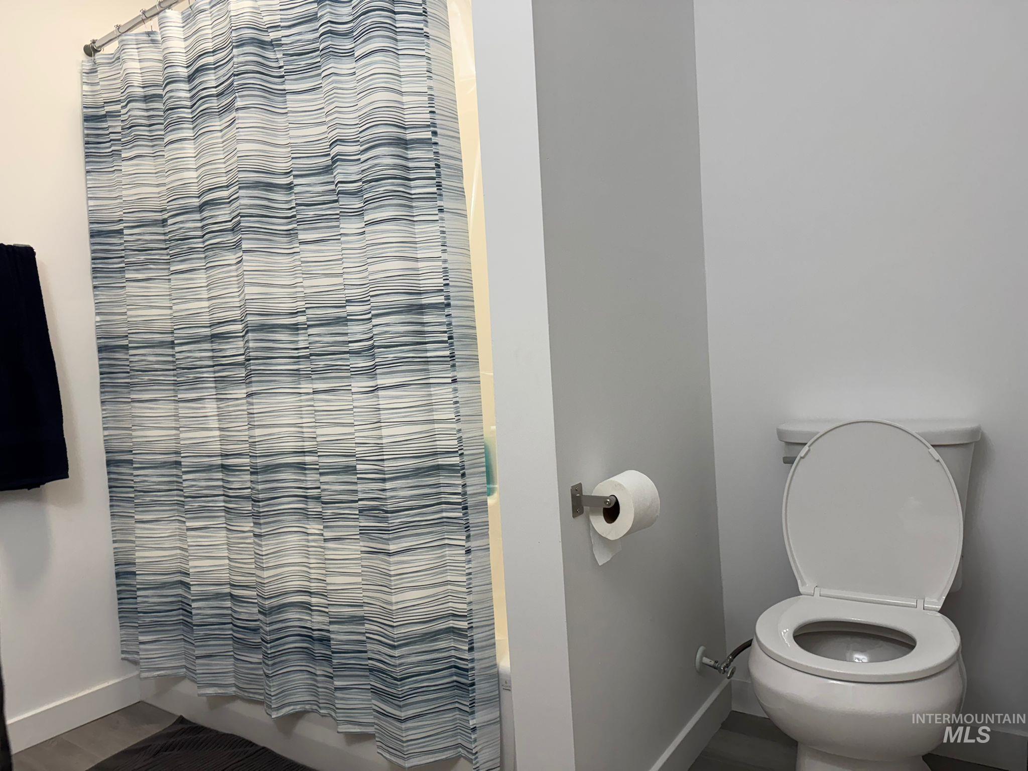 1306 Melbourne Court Property Photo 11