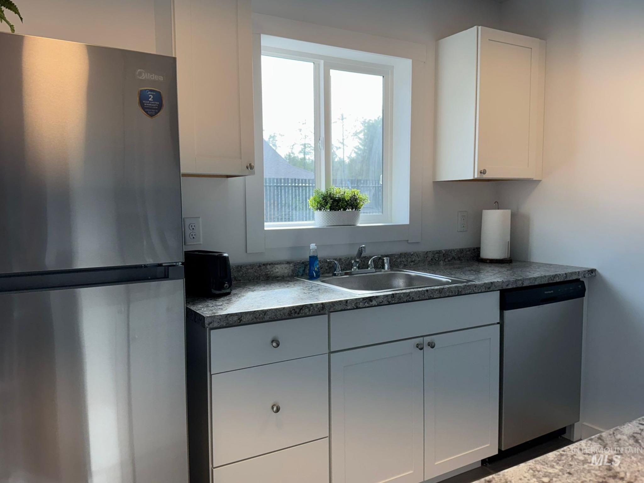 1306 Melbourne Court Property Photo 16