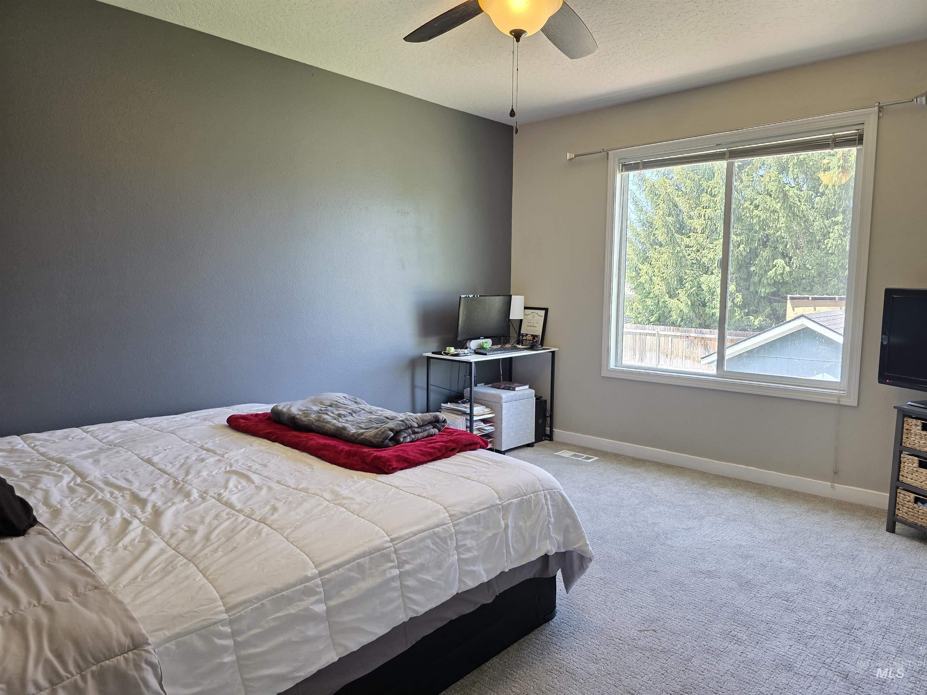 1855 Sparrow Hawk Ave Property Photo 12