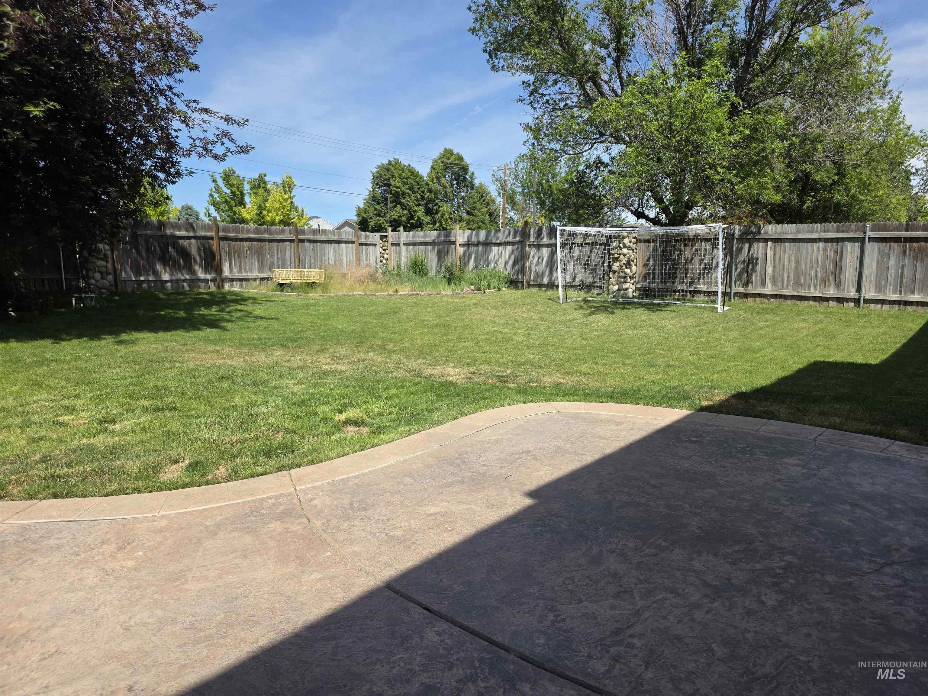 1855 Sparrow Hawk Ave Property Photo 17