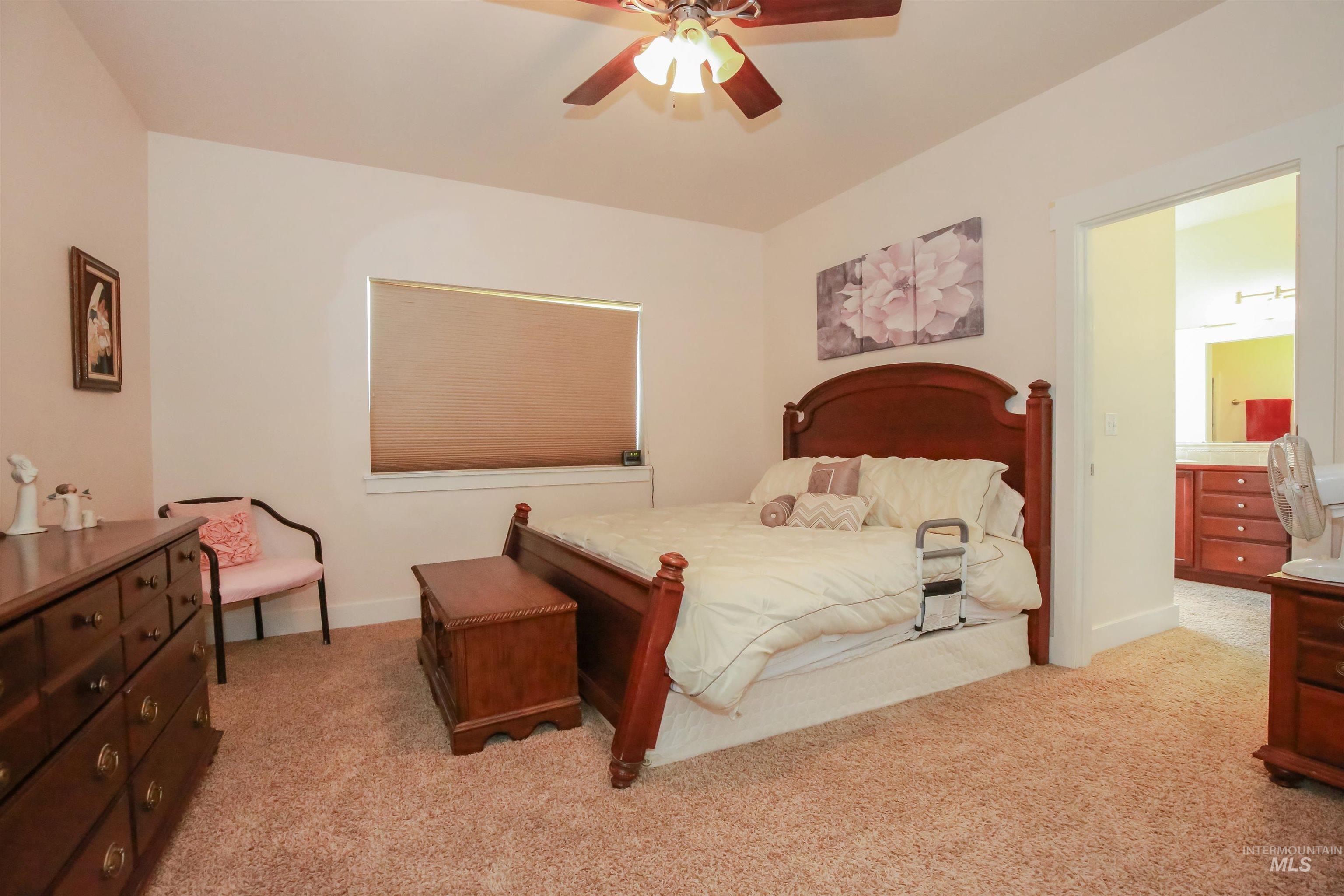 985 Shamrock Ct. Property Photo 18