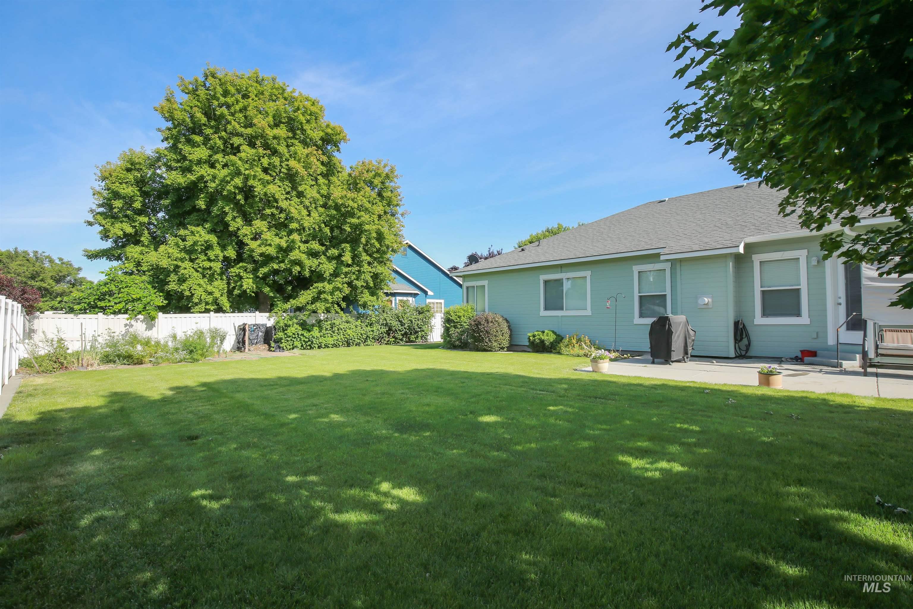 985 Shamrock Ct. Property Photo 30