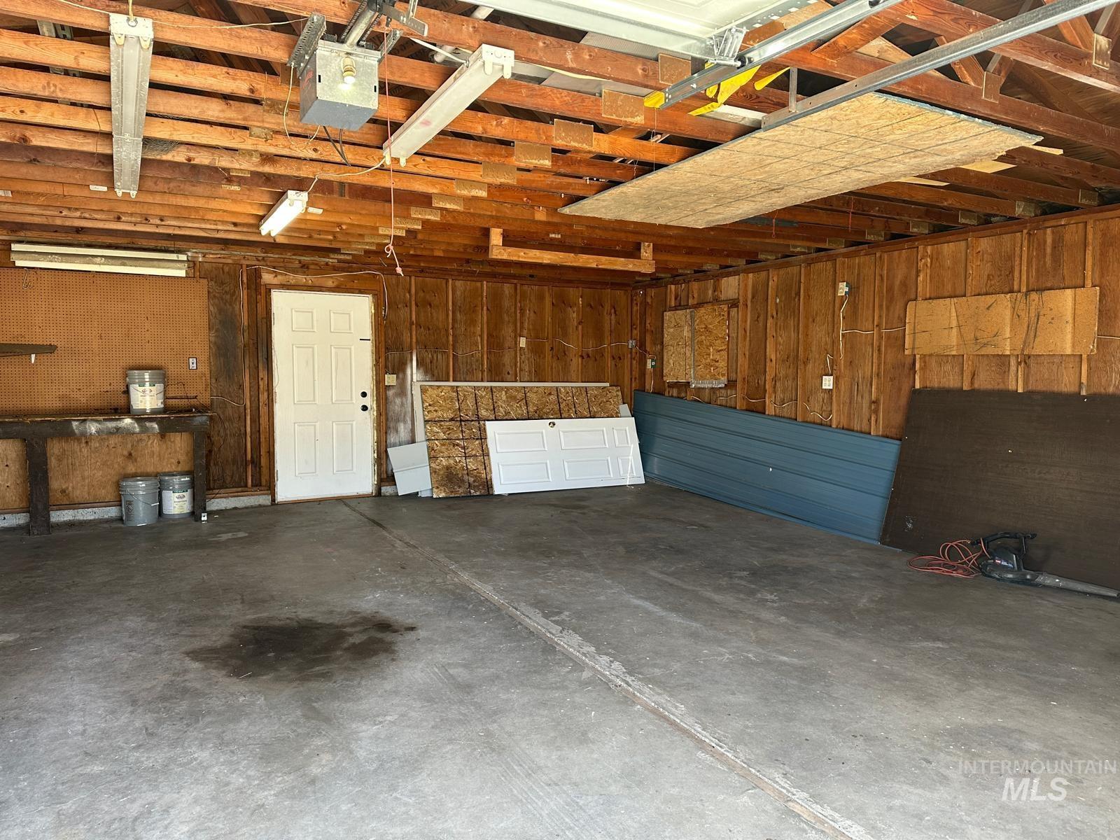 307 W Canal St Property Photo 26