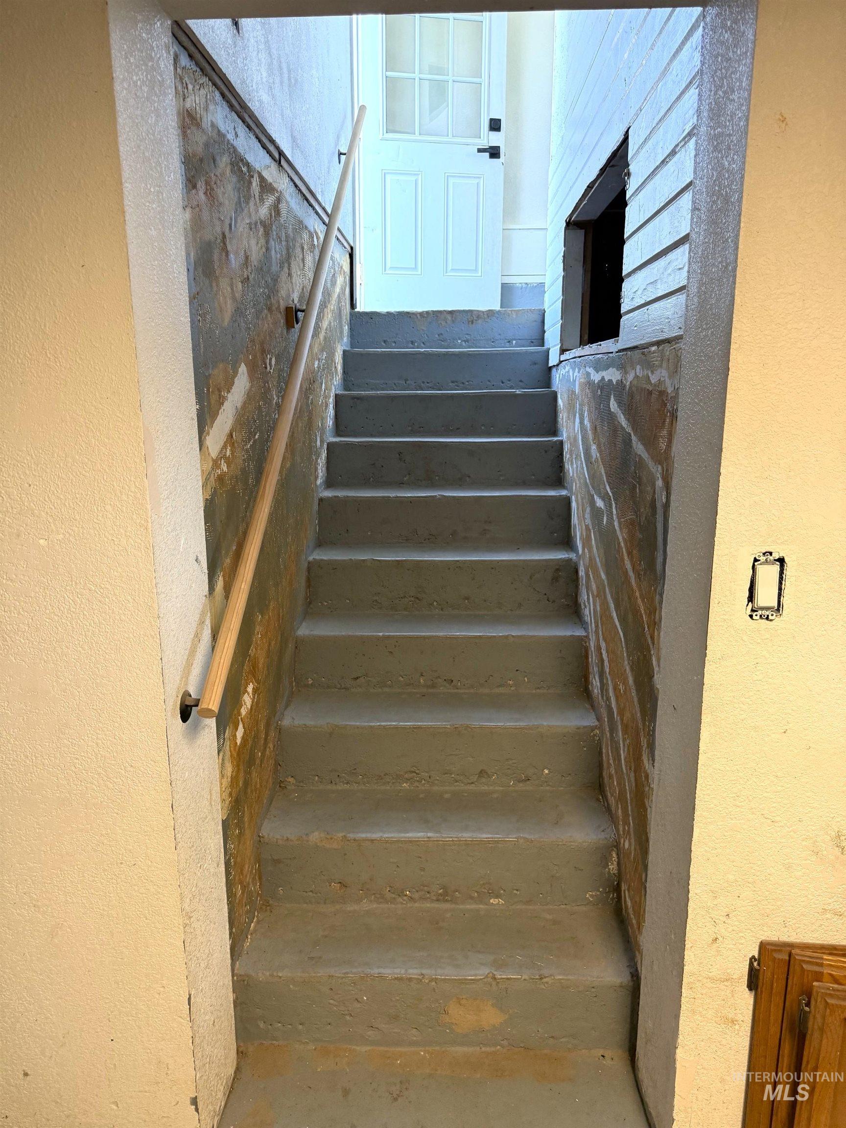 421 Randolph Property Photo 11