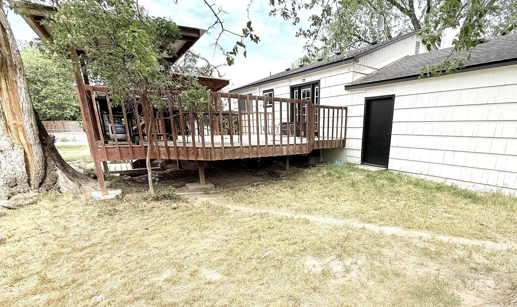 421 Randolph Property Photo 17
