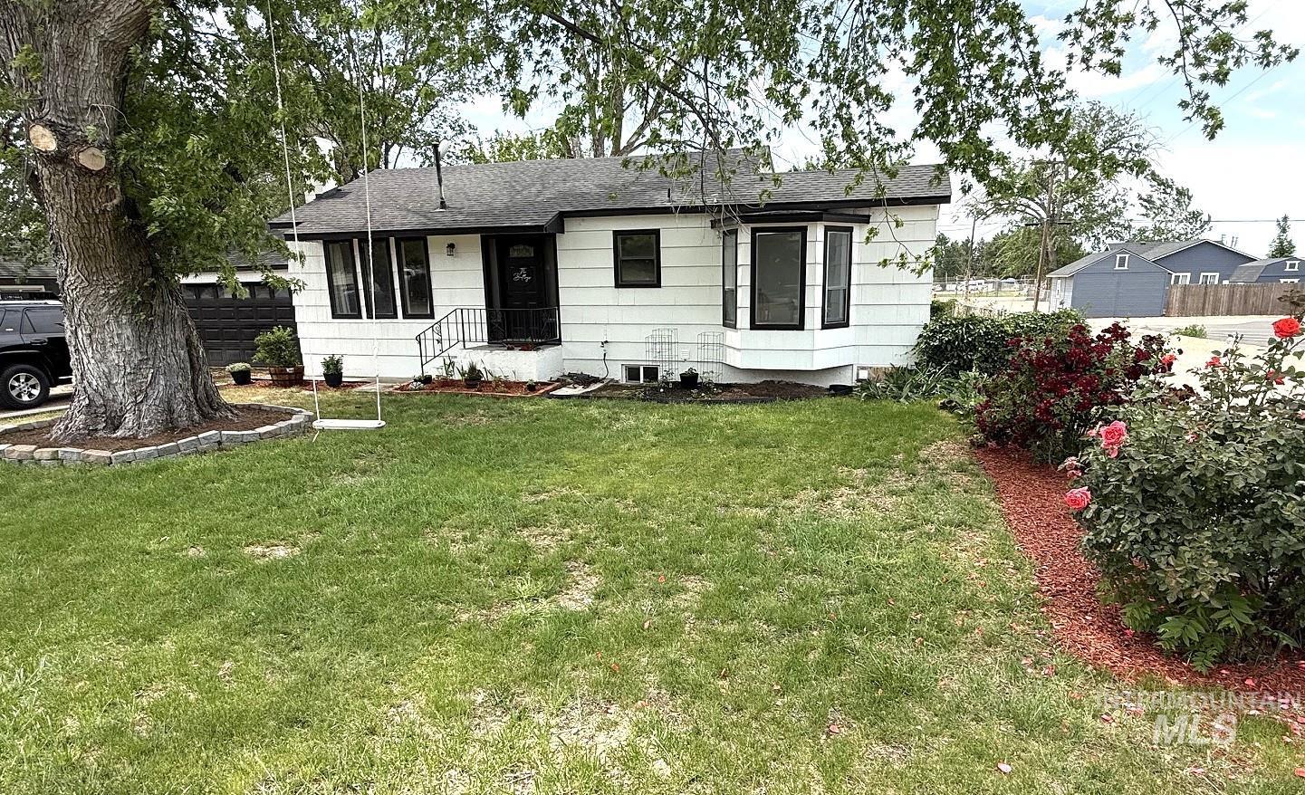 421 Randolph Property Photo 19