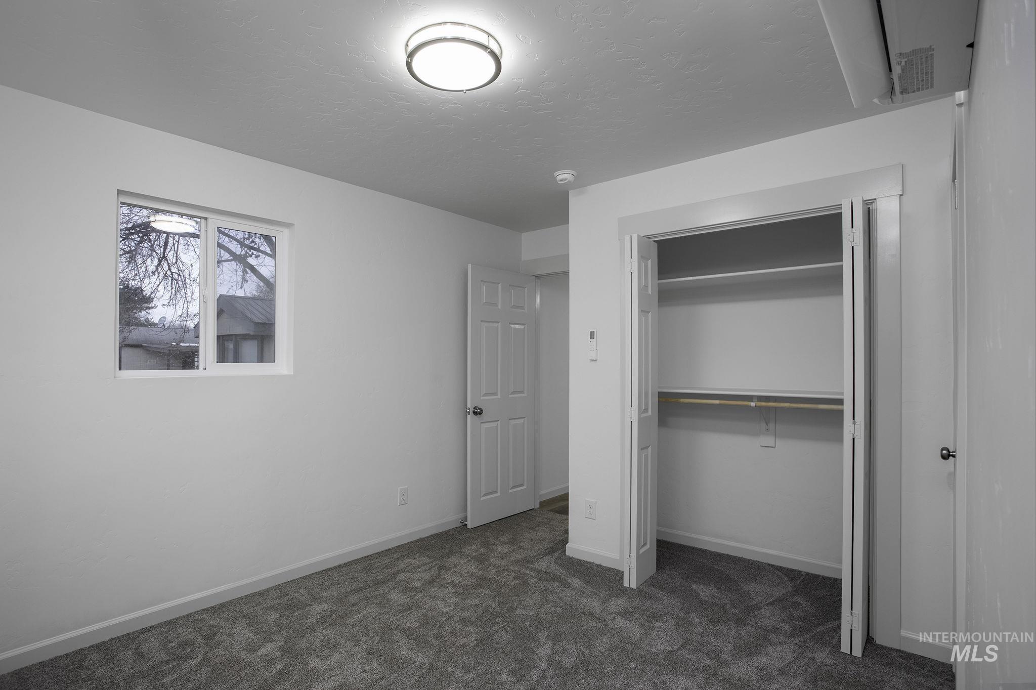 450 W Greenleaf St Property Photo 10