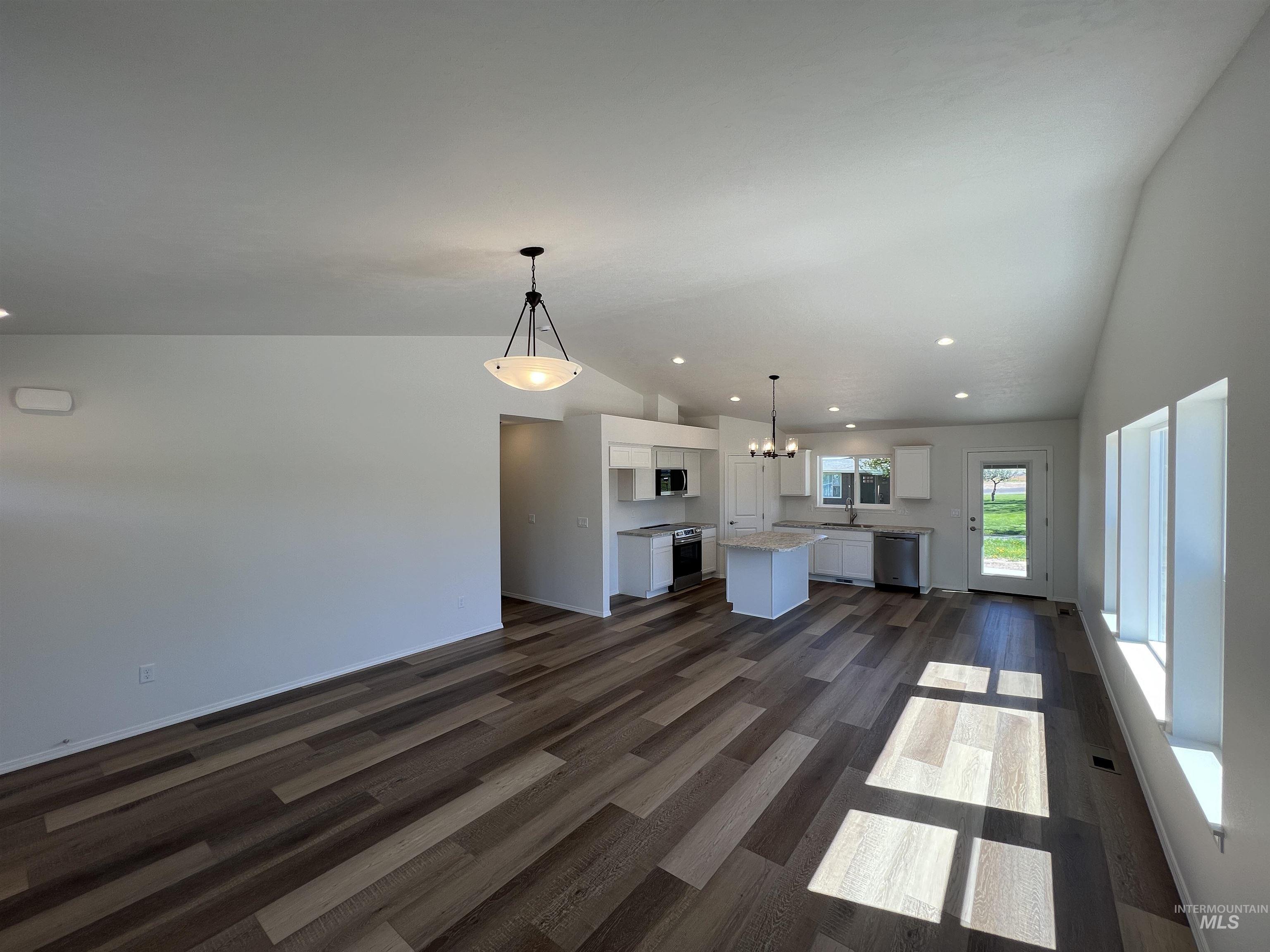 1731 Painted Rock Ct Property Photo 2