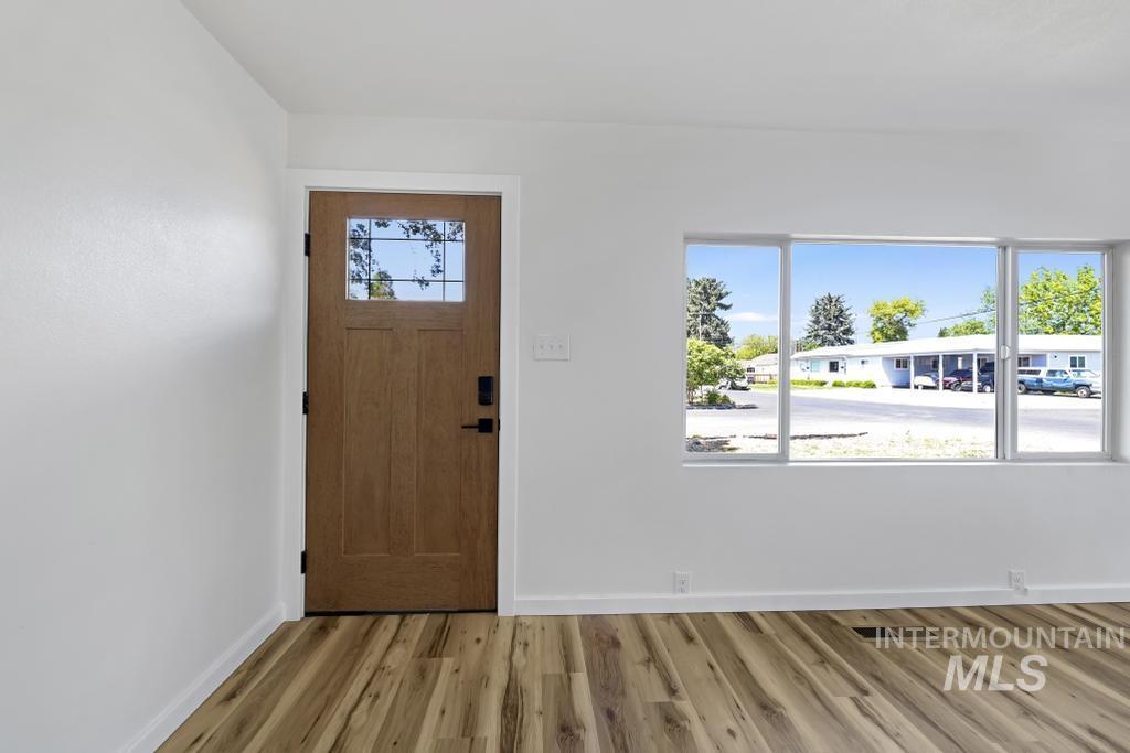 1898 Sigrid Ave Property Photo 10