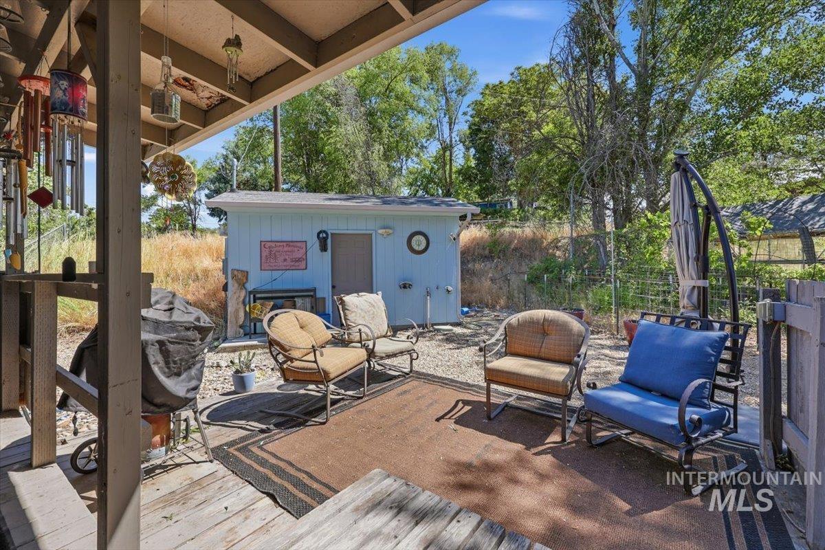 10762 N River Road Property Photo 35