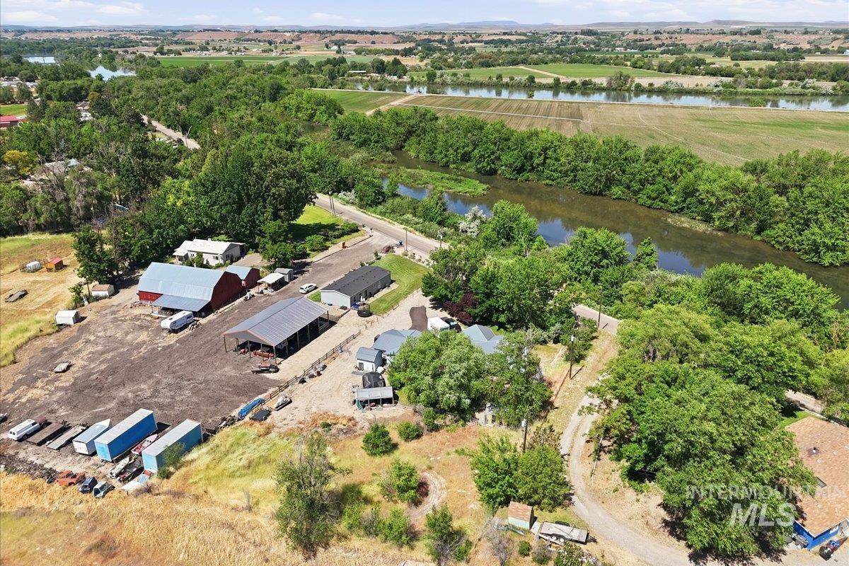 10762 N River Road Property Photo 40