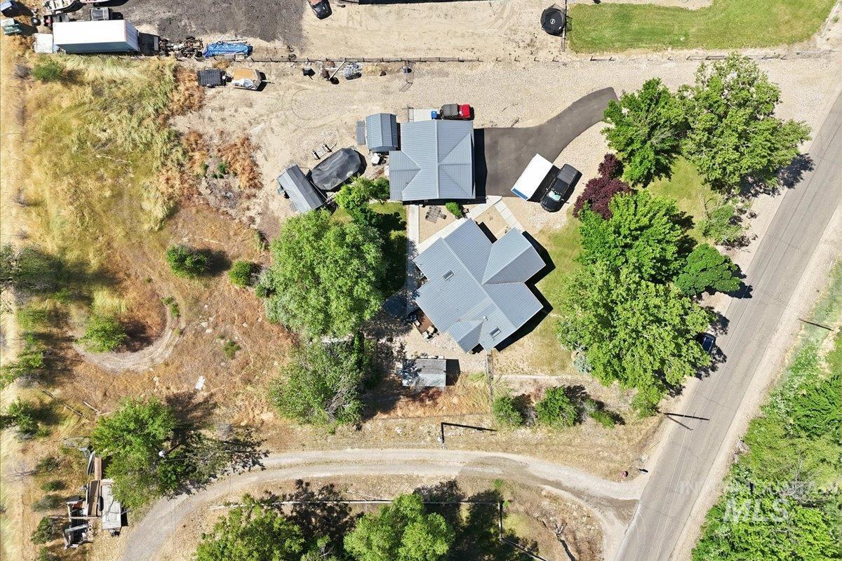 10762 N River Road Property Photo 41