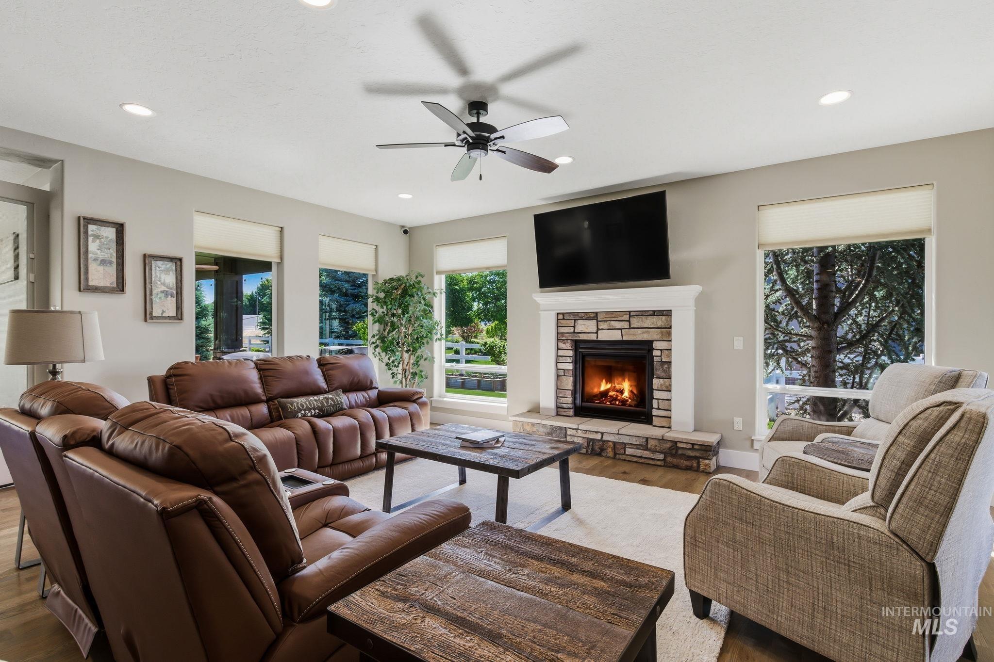 2162 N Payette River Way Property Photo 6