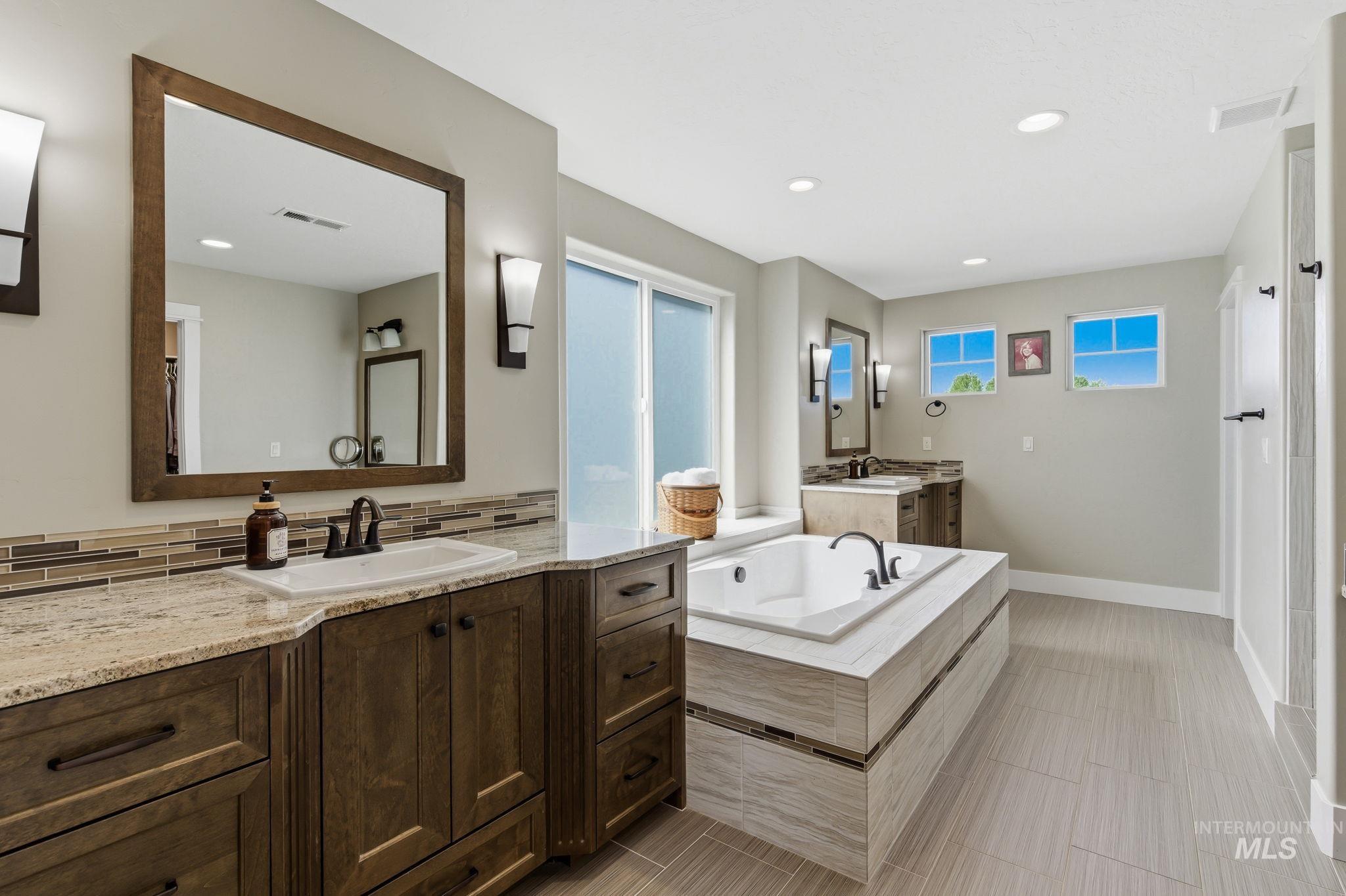 2162 N Payette River Way Property Photo 25
