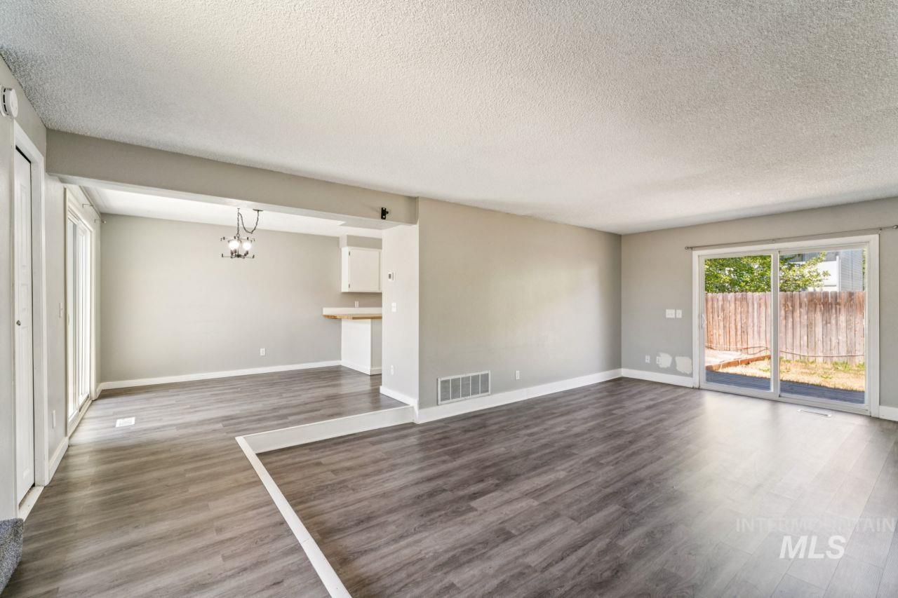 1496 W Storey St Property Photo 9