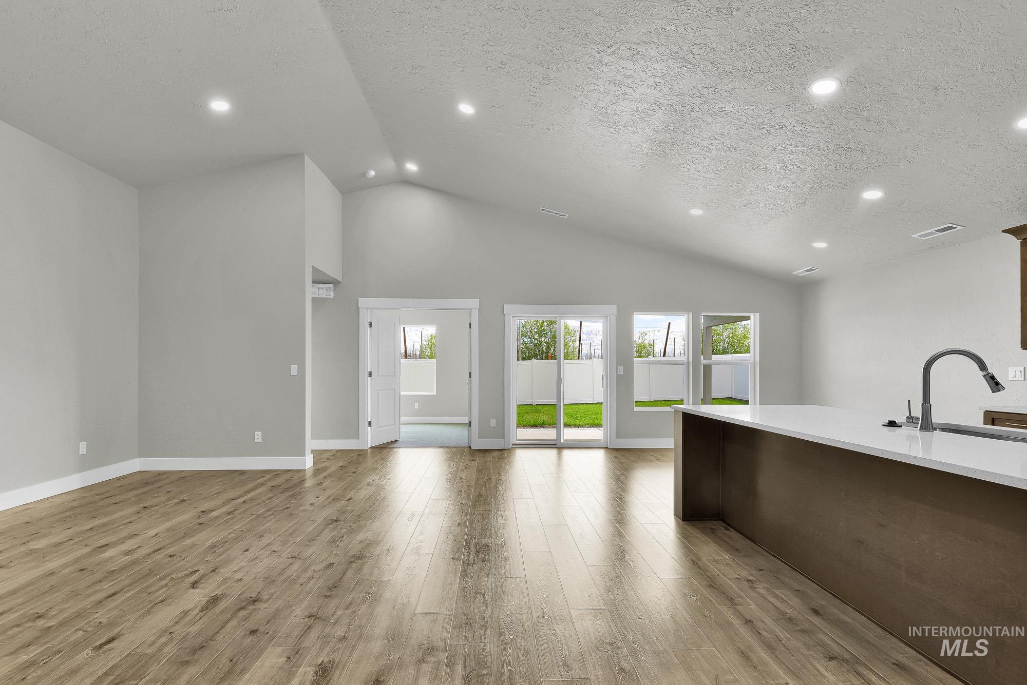 320 N 12th. St. Property Photo 8