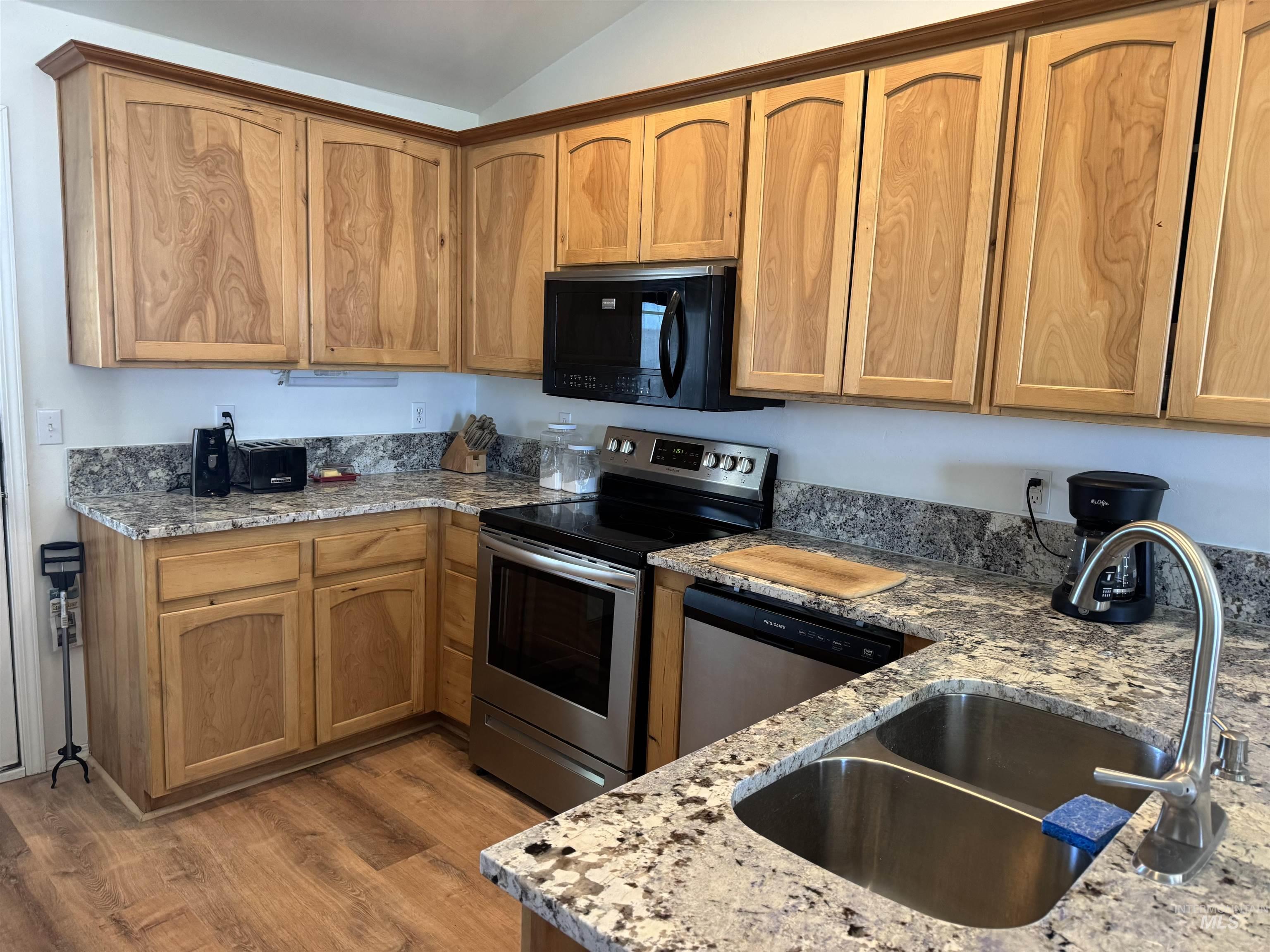 114 Parker Gulch Property Photo 3