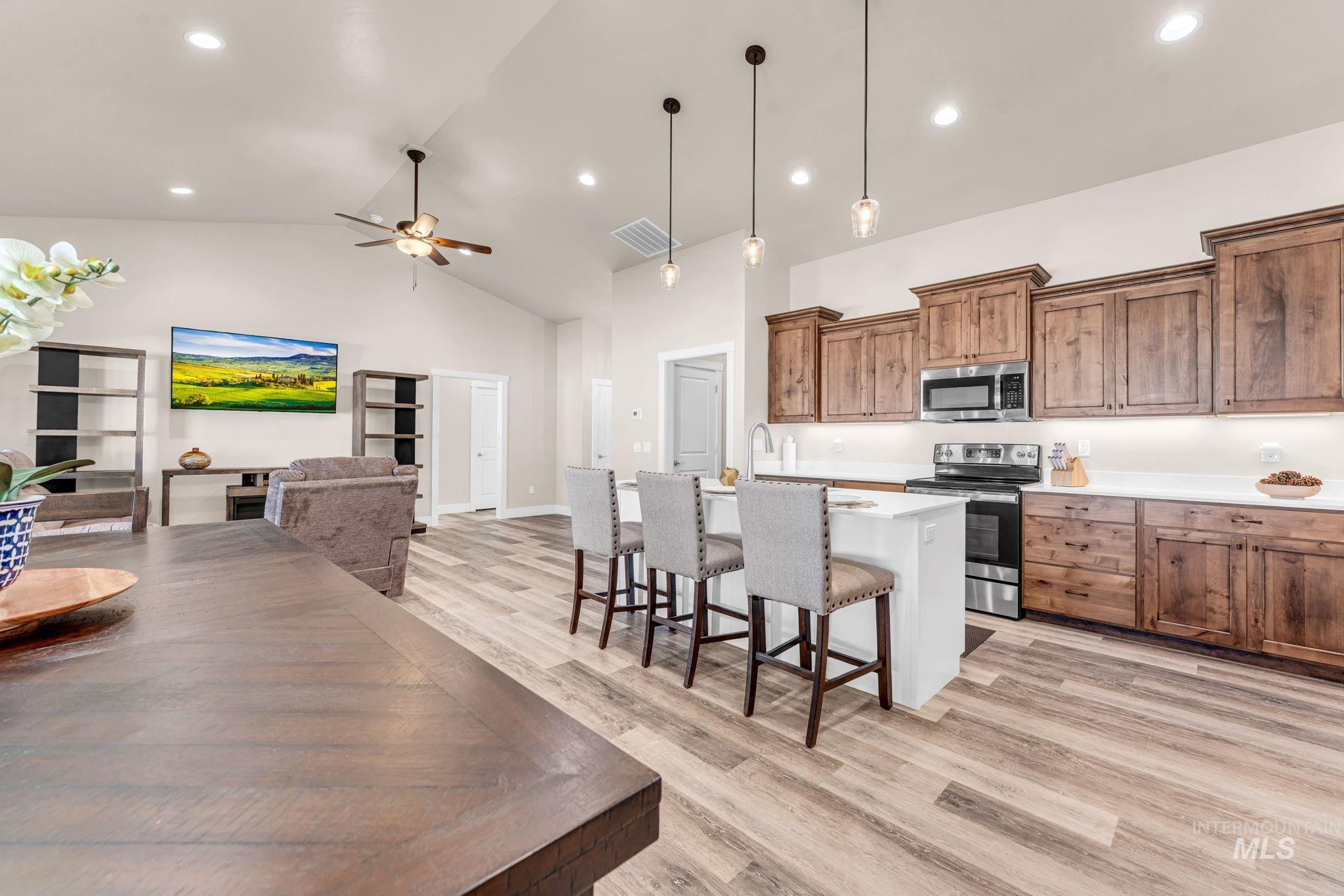 1512 Bird Farm Drive Property Photo 1