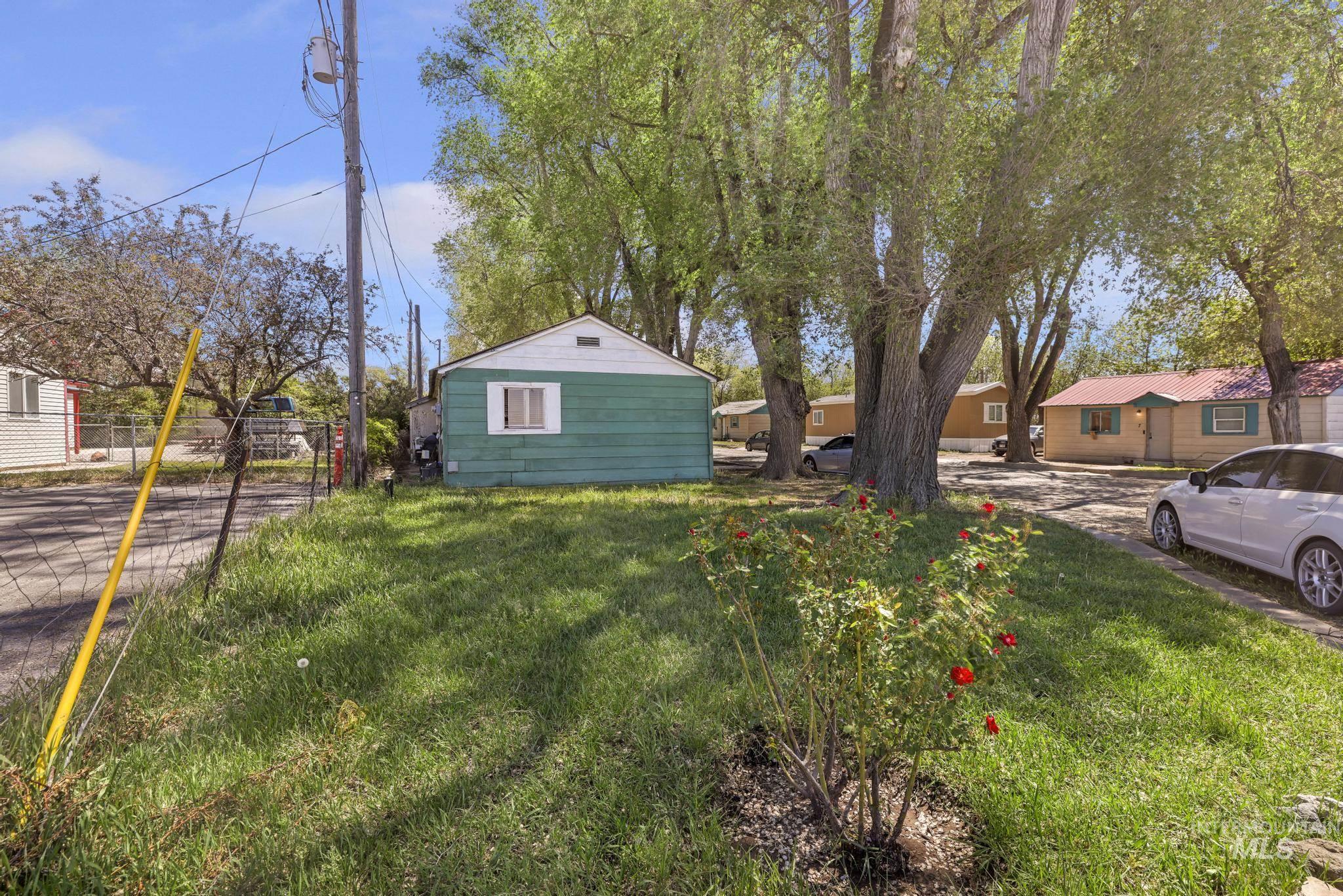 2422 South Lincoln Property Photo 37