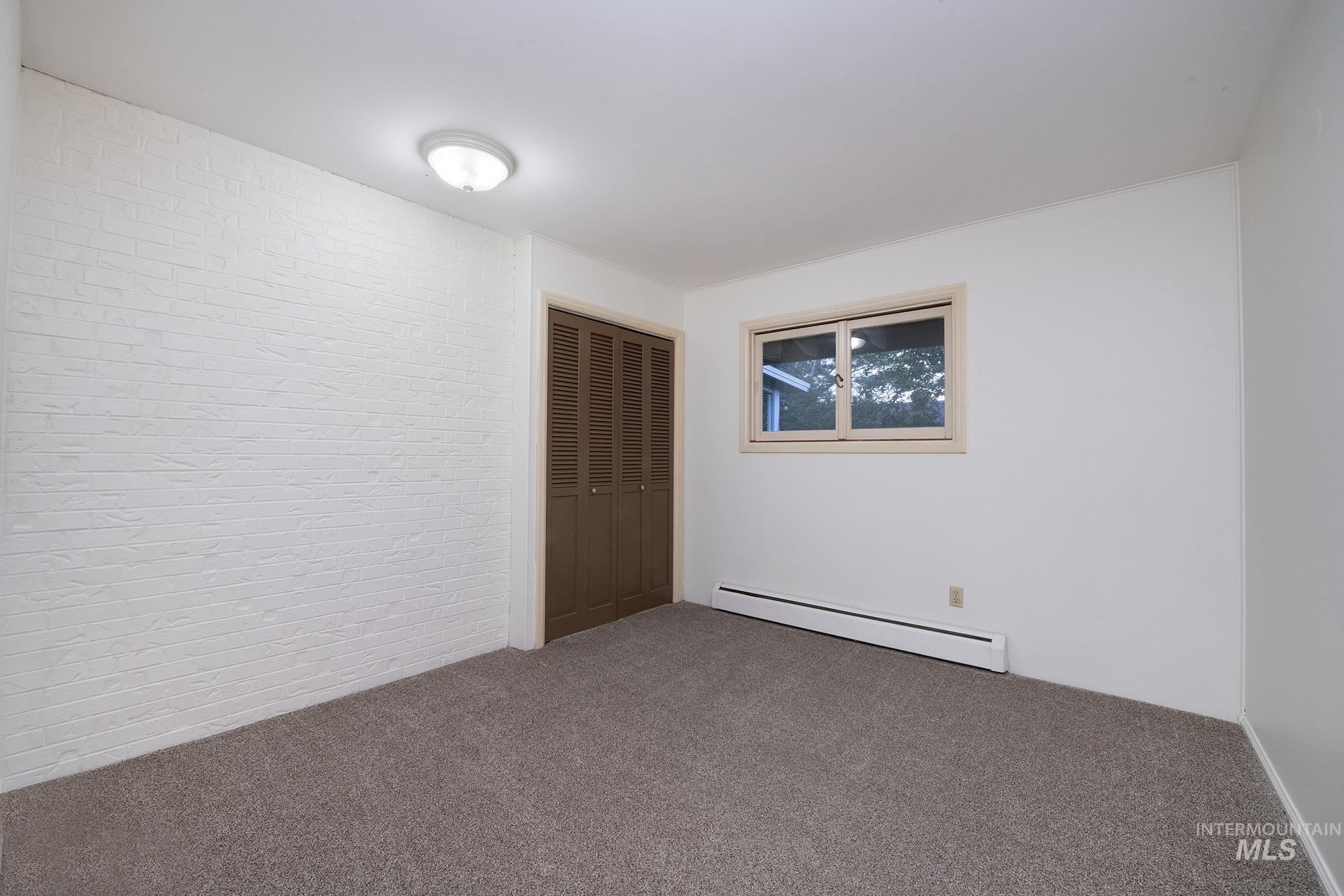 1281 Moore Way Property Photo 16