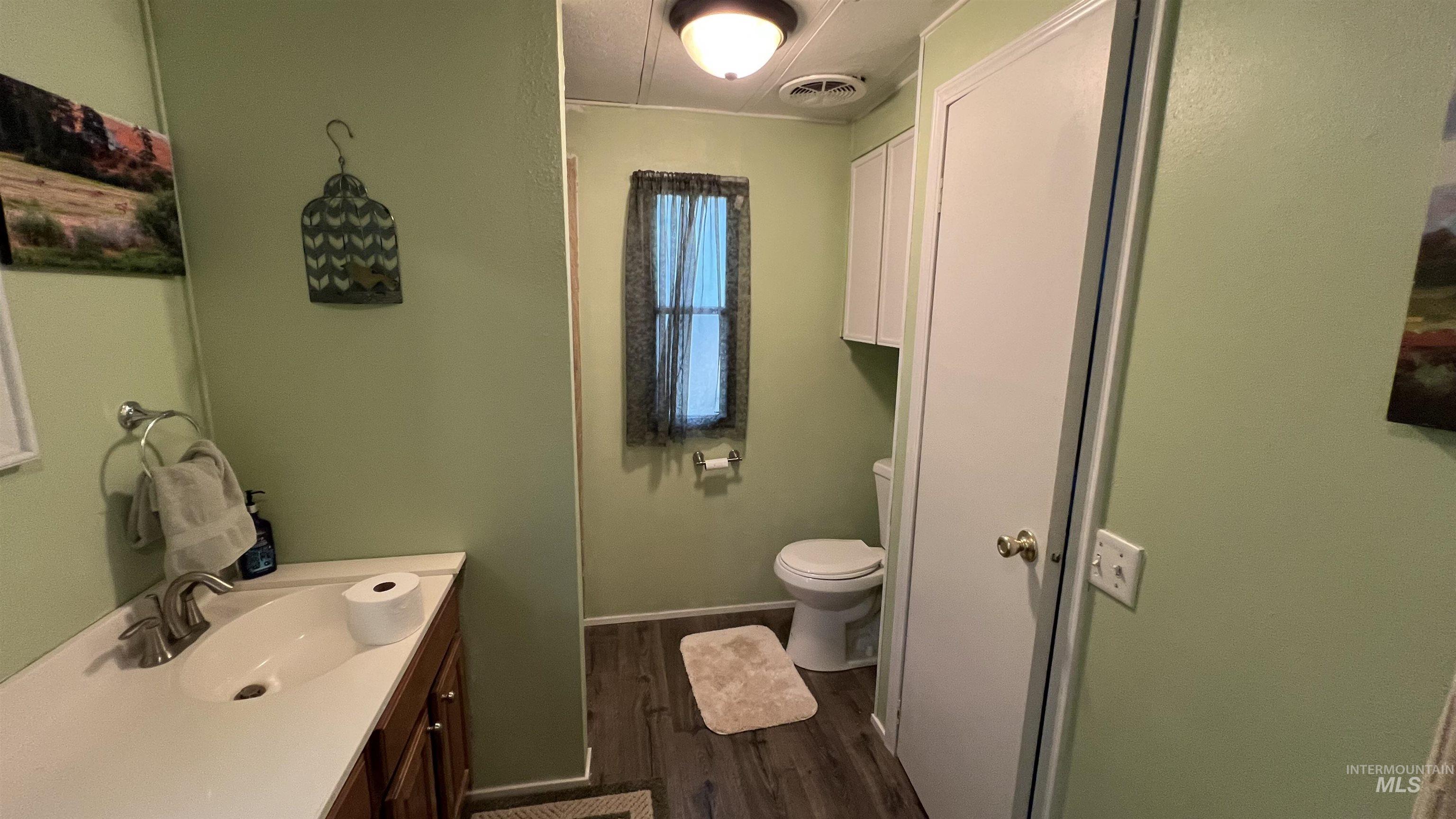 17 Summer Dr Property Photo 18