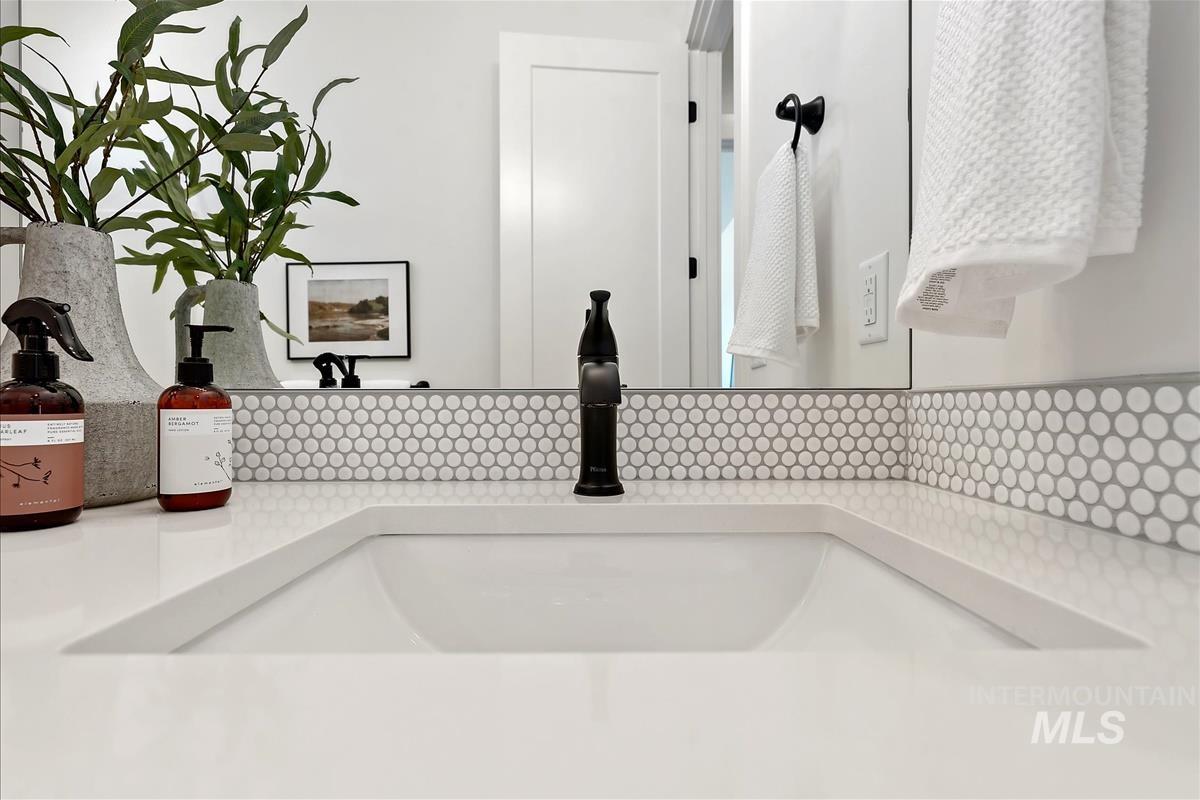 11921 S Besra Ln. Property Photo 22