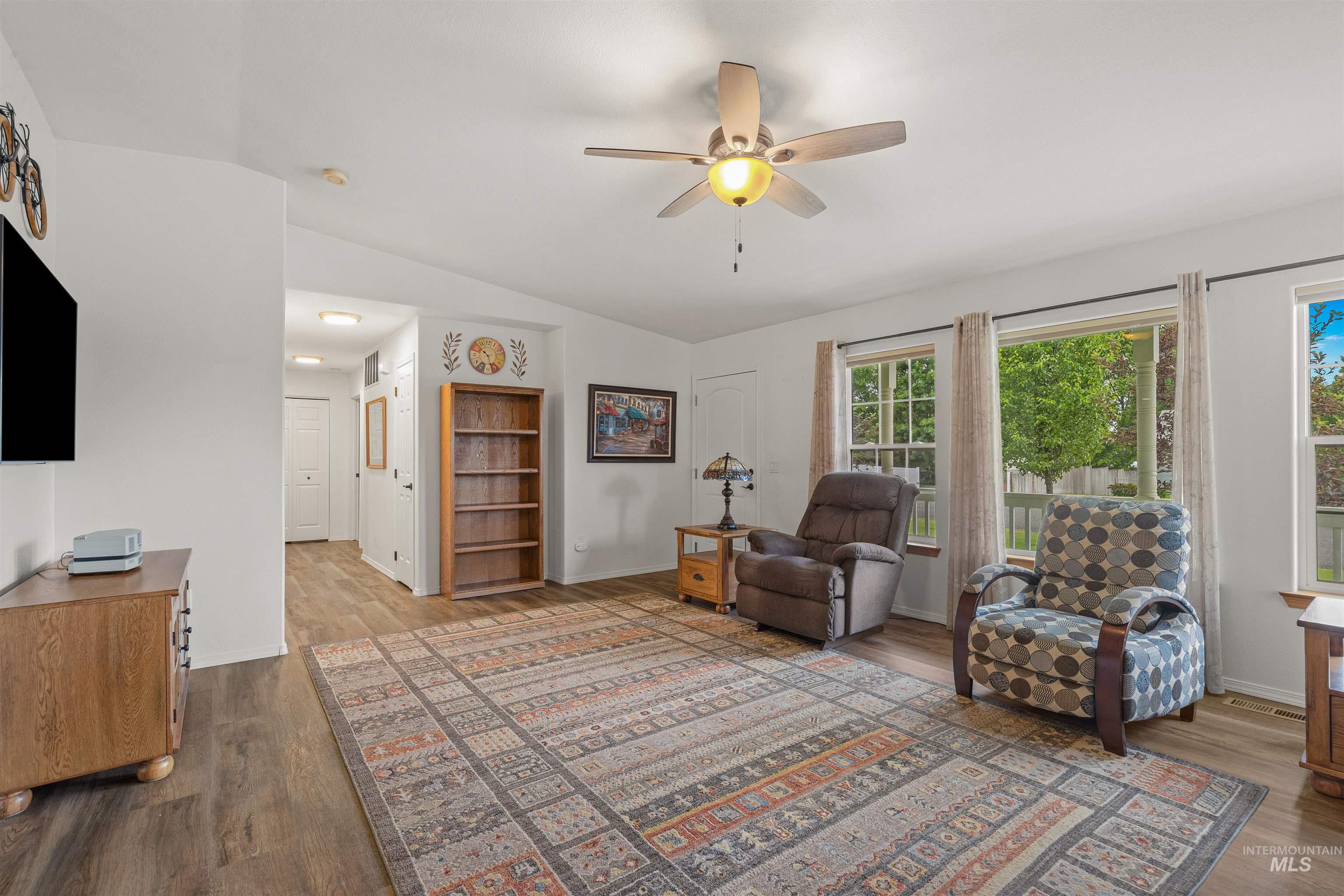 2537 18th Street Property Photo 8