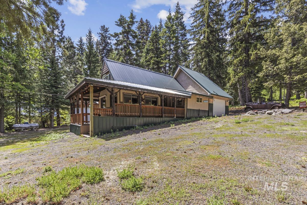 567 West Mountain Road Property Photo 3