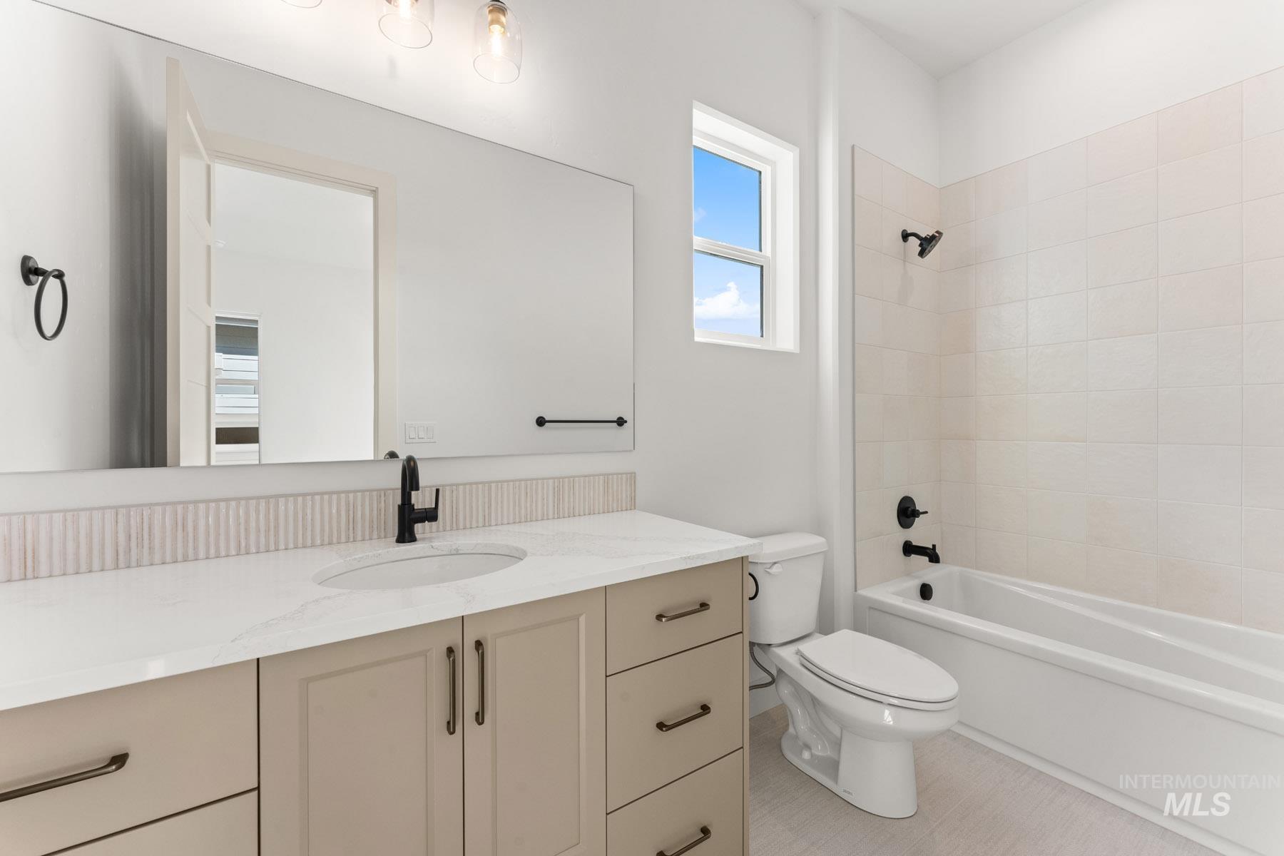 6954 Saddle Bred Way Property Photo 27