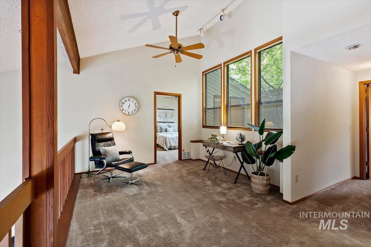 936 E Curling Property Photo 30