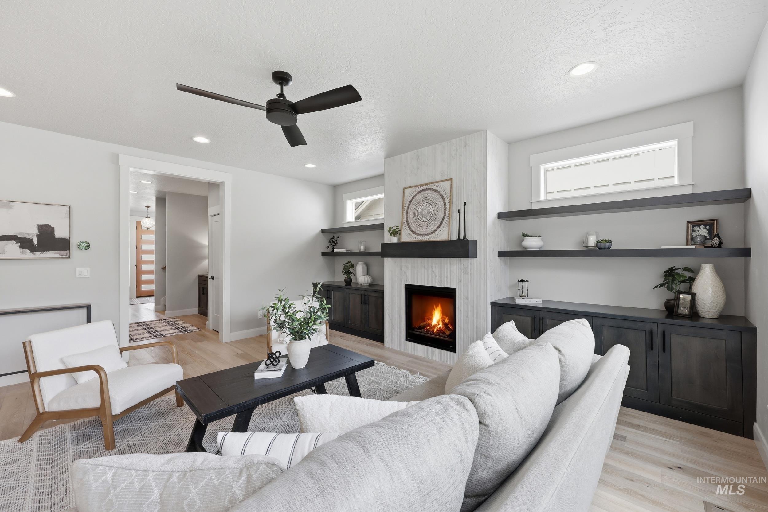 1326 N Big Star Place Property Photo 17