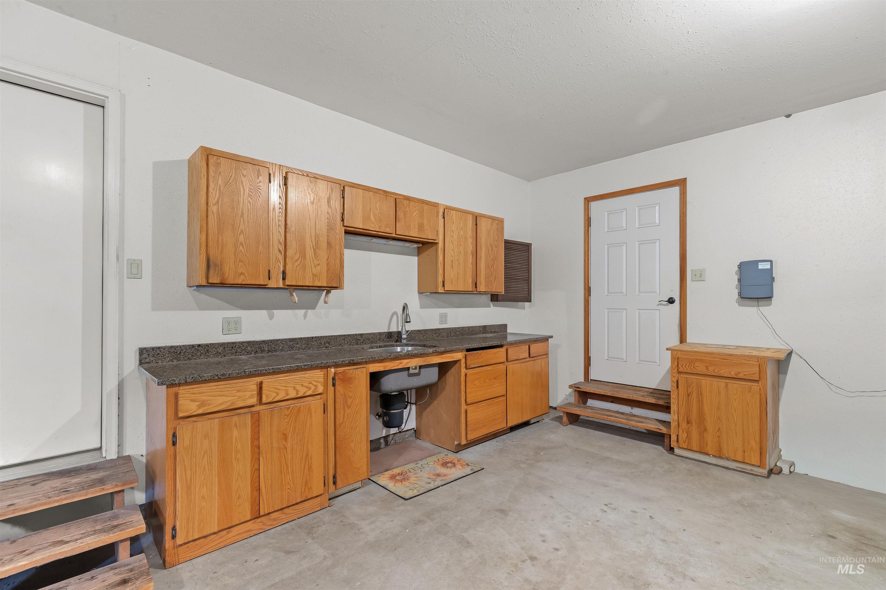 544 Crestline Circle Dr. Property Photo 17