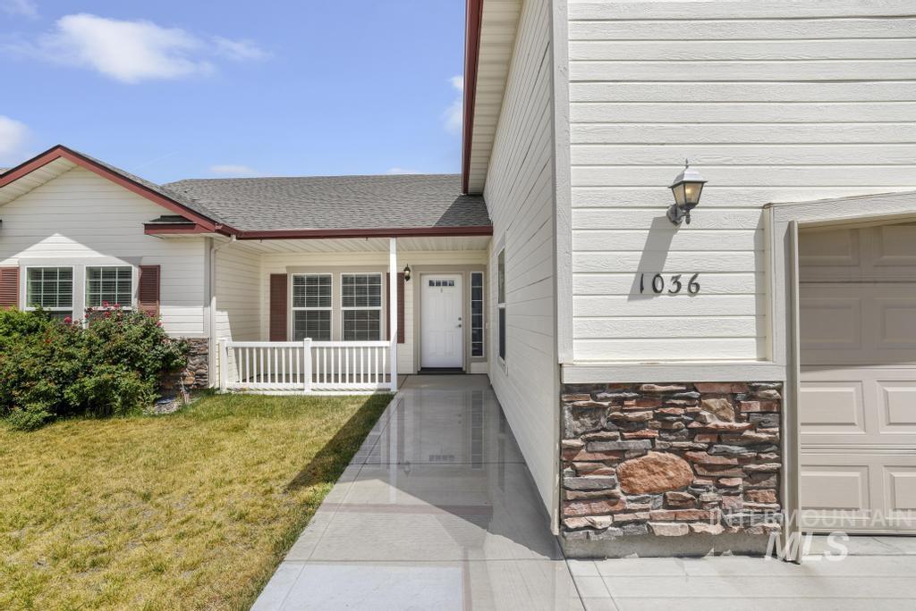 1036 Terra Ave Property Photo 5