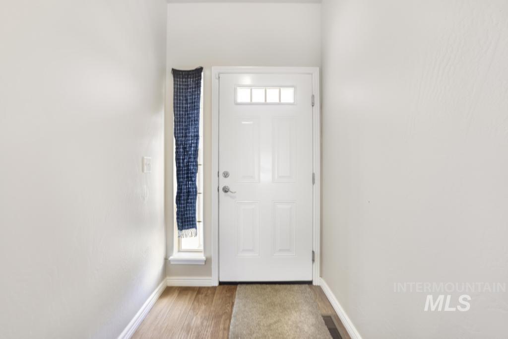 1036 Terra Ave Property Photo 6
