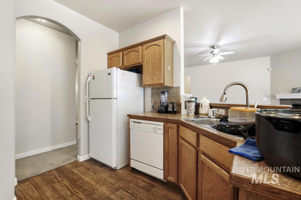 1036 Terra Ave Property Photo 10