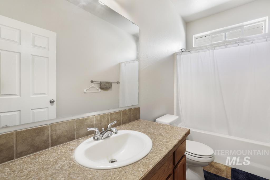 1036 Terra Ave Property Photo 16