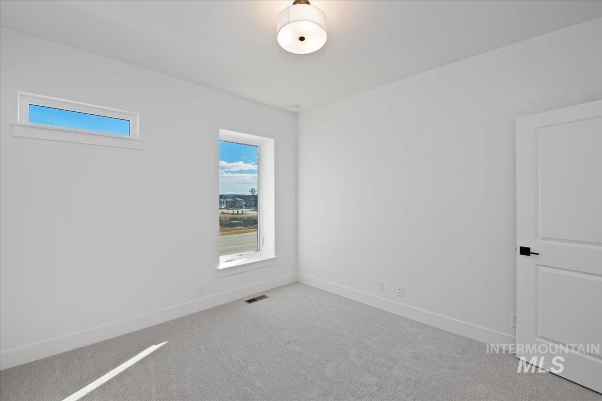 2203 E Sweet Pearl St. Property Photo 29