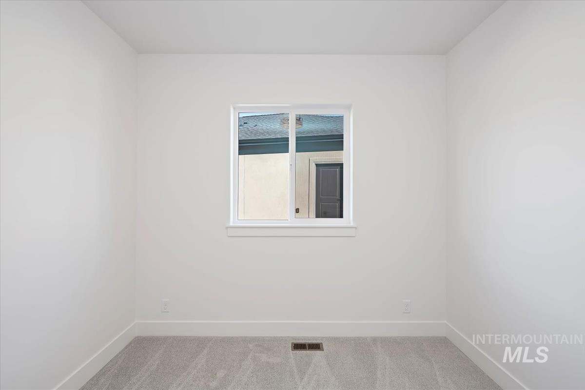 2203 E Sweet Pearl St. Property Photo 32