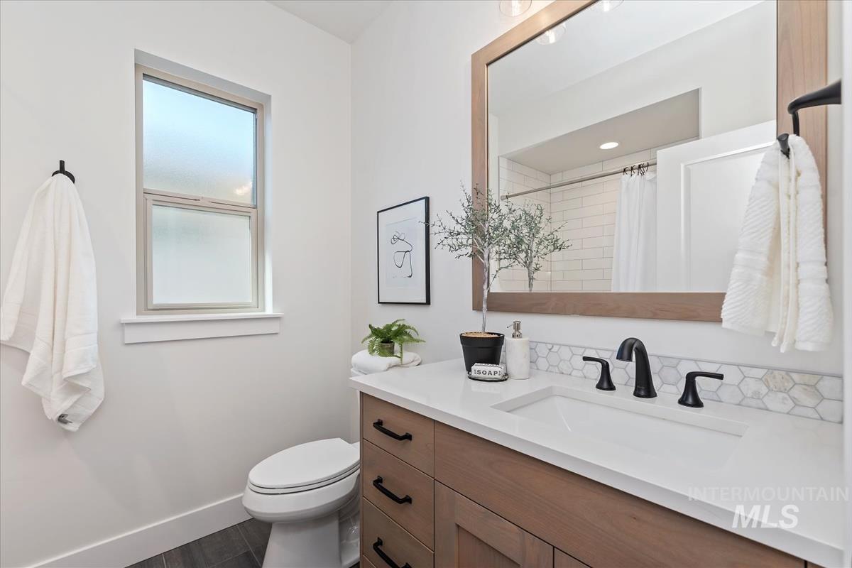 2103 E Sweet Pearl St. Property Photo 25