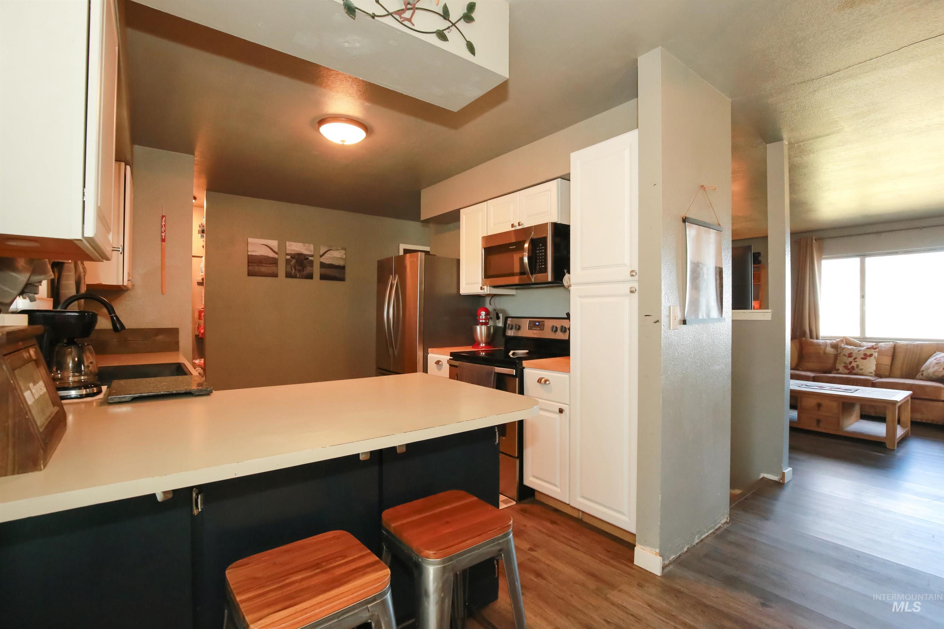 2400 Graham Blvd Property Photo 14