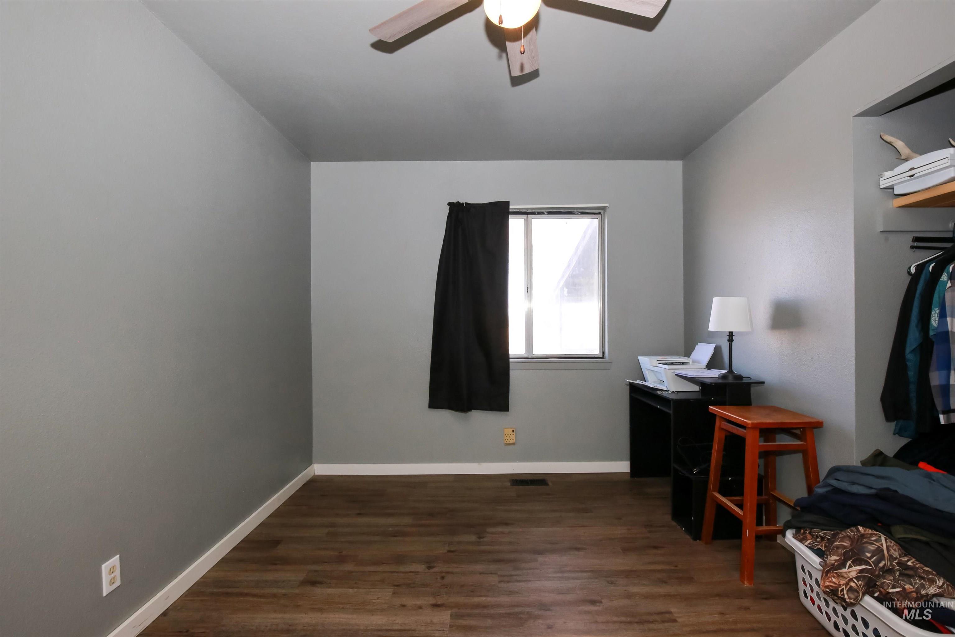 2400 Graham Blvd Property Photo 20