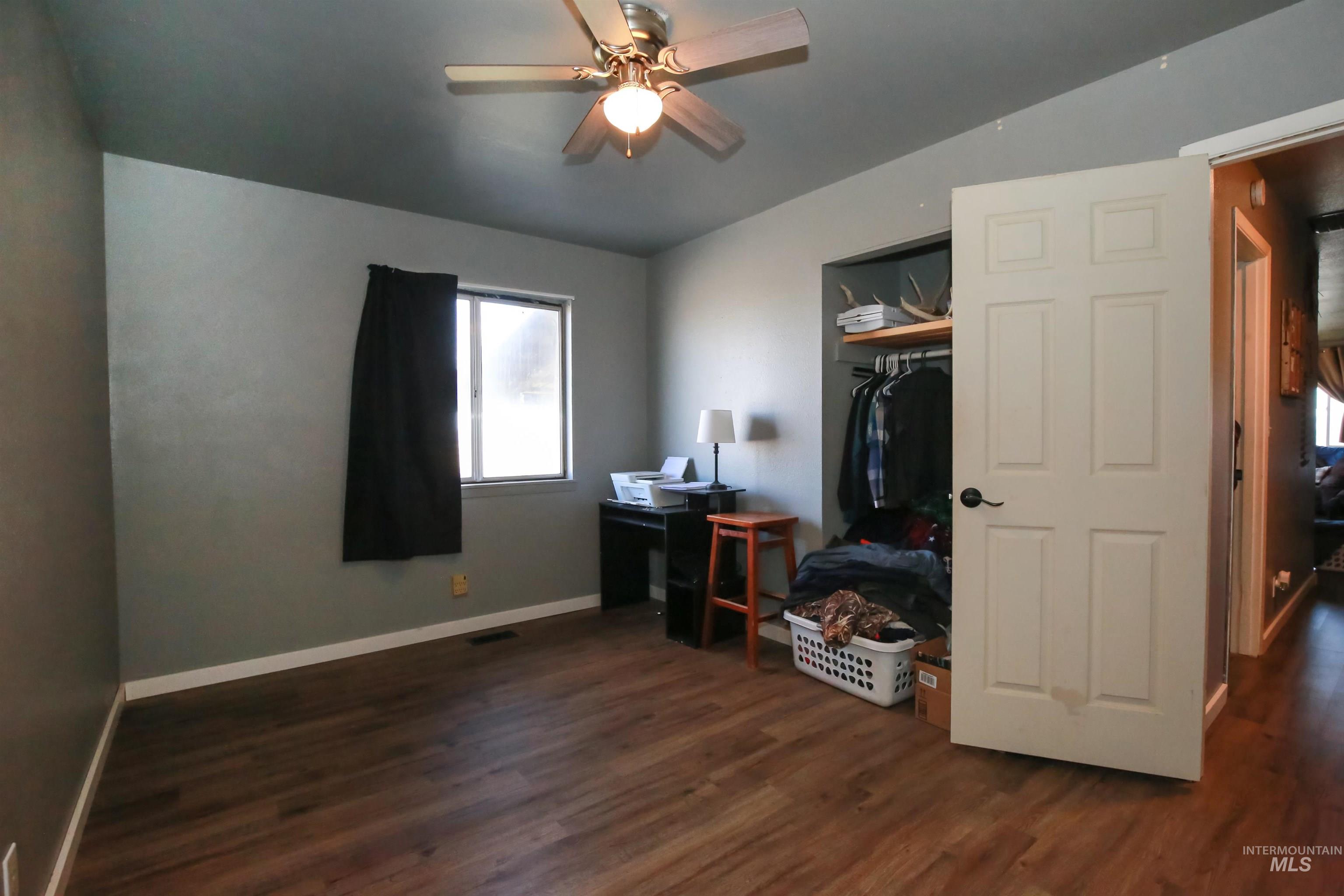 2400 Graham Blvd Property Photo 22