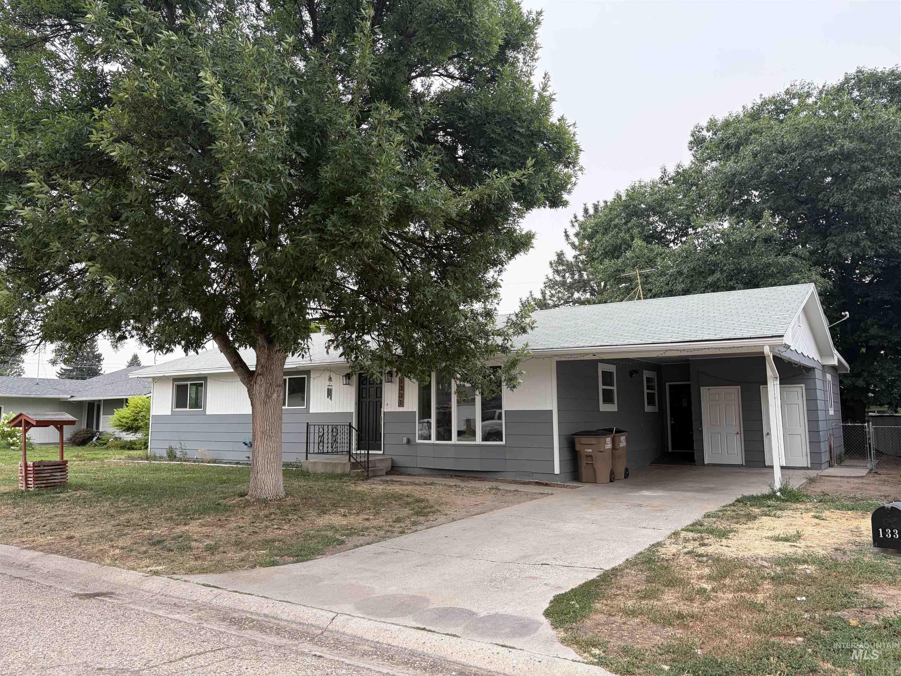 1331 Vista Drive Property Photo 1