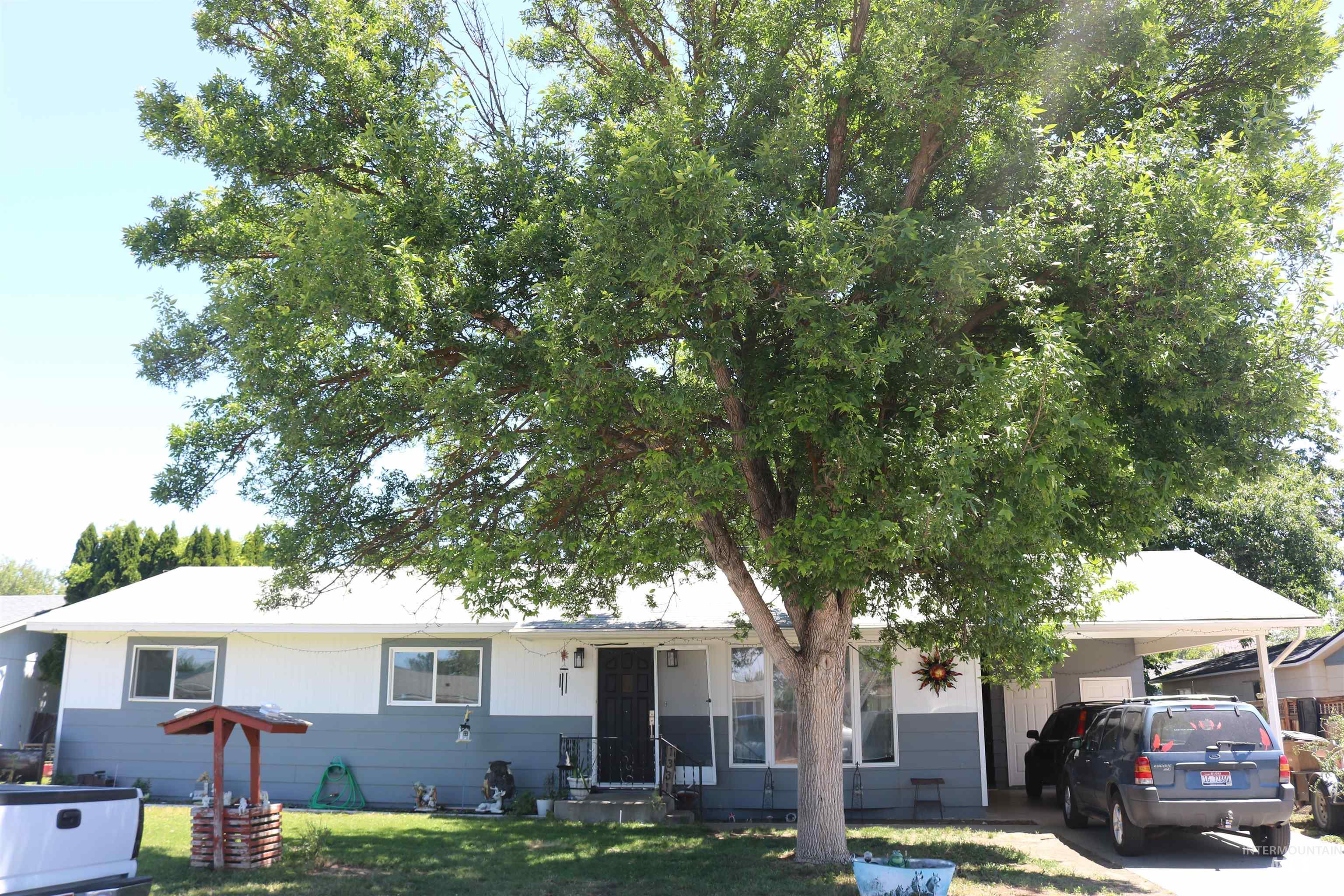 1331 Vista Drive Property Photo 2
