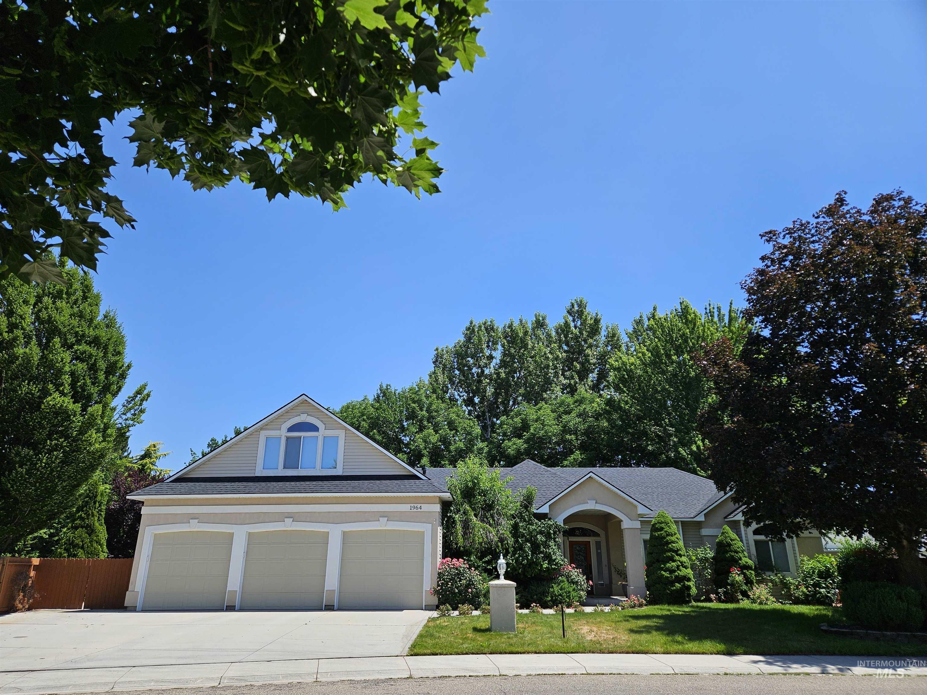 1964 E Summercove Dr