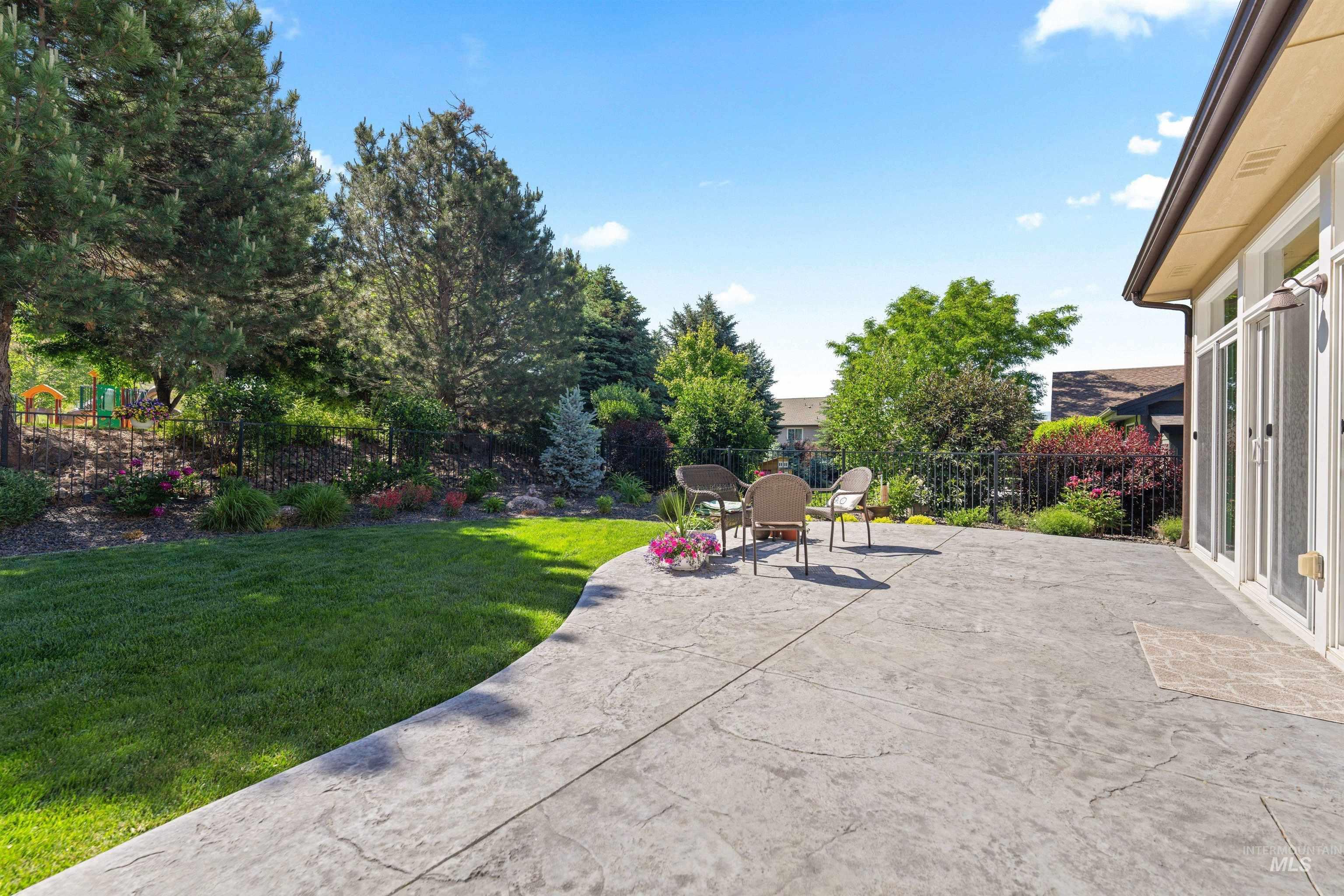18872 N Streams Edge Pl Property Photo 6
